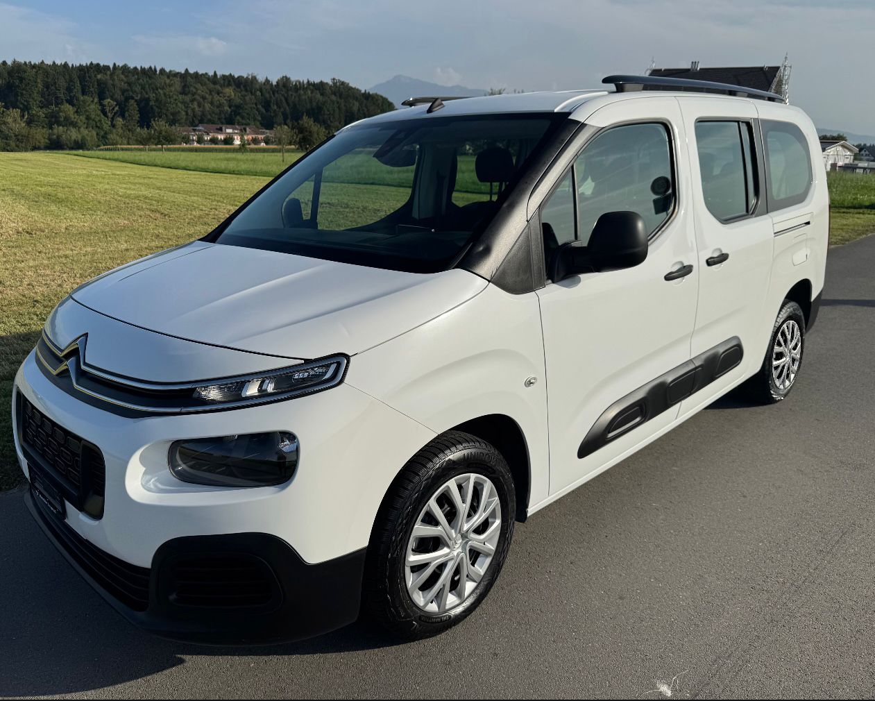 CITROEN Berlingo XL 1.5 BlueHDi 7 Plätze Live-image-0