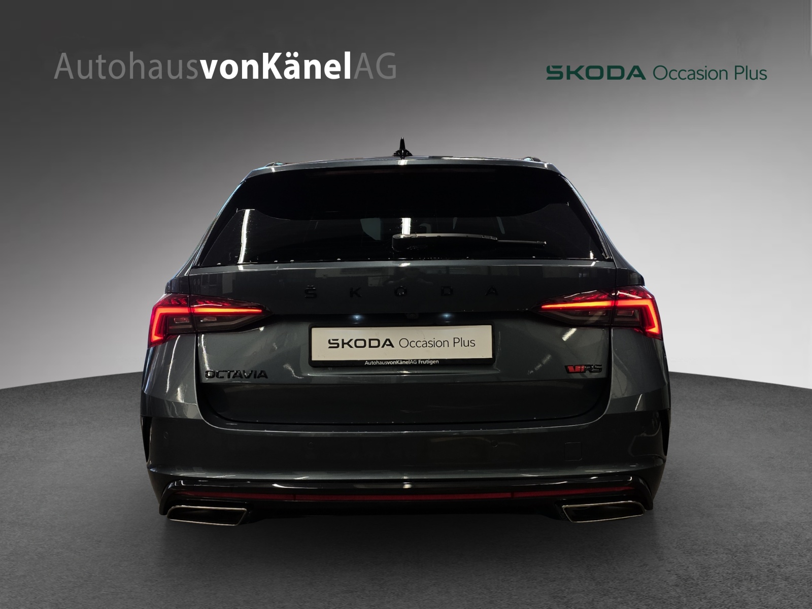 SKODA Octavia Combi 2.0 TSI DSG RS-image-4