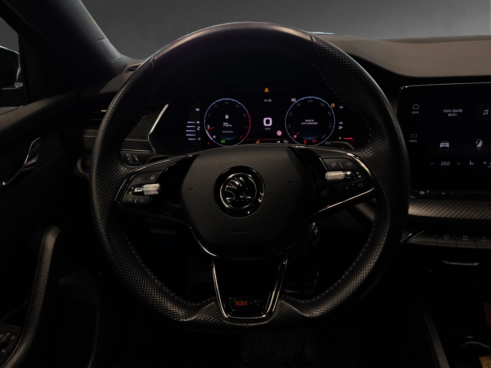 SKODA Octavia Combi 2.0 TSI DSG RS-image-8
