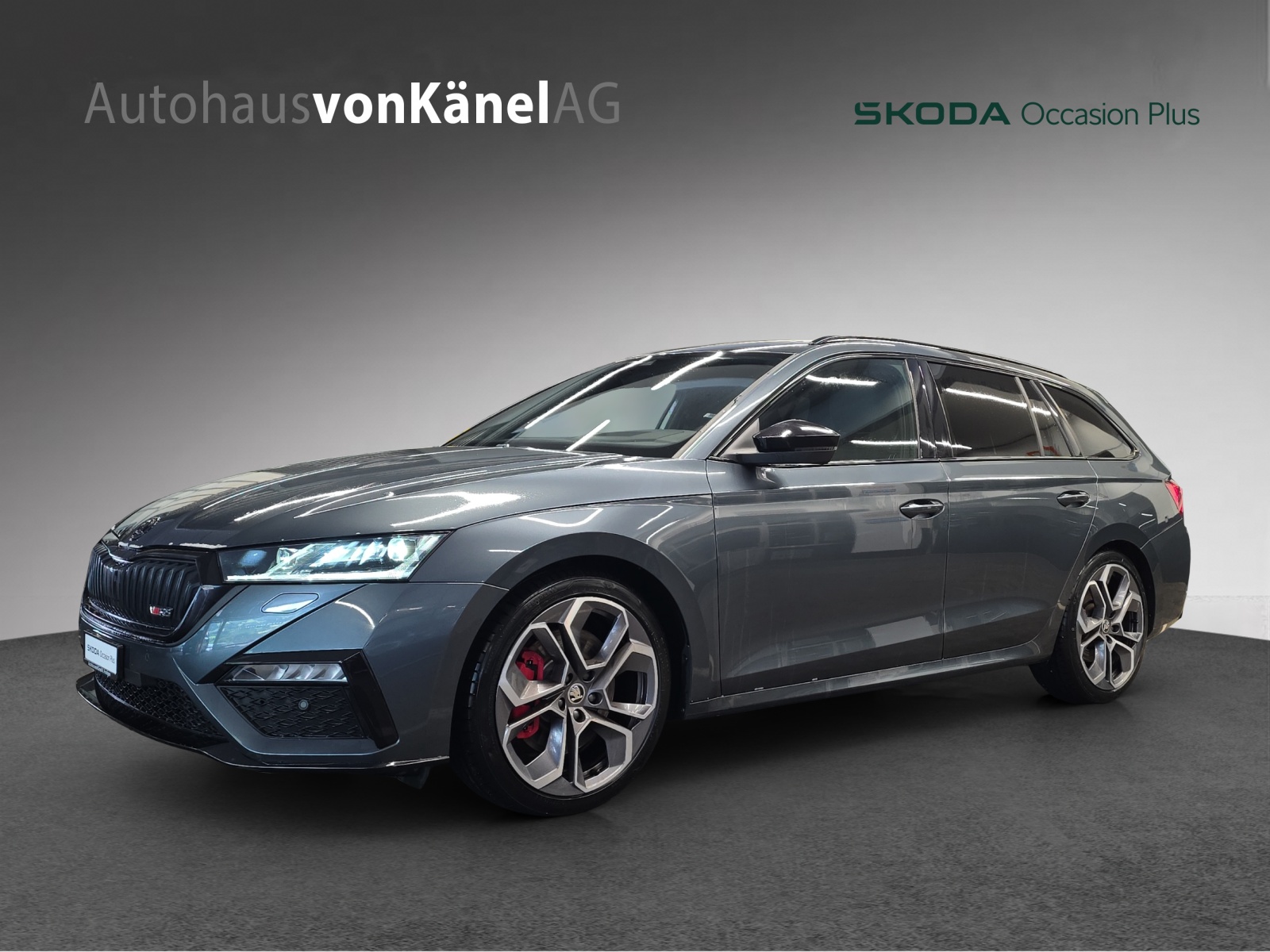 SKODA Octavia Combi 2.0 TSI DSG RS