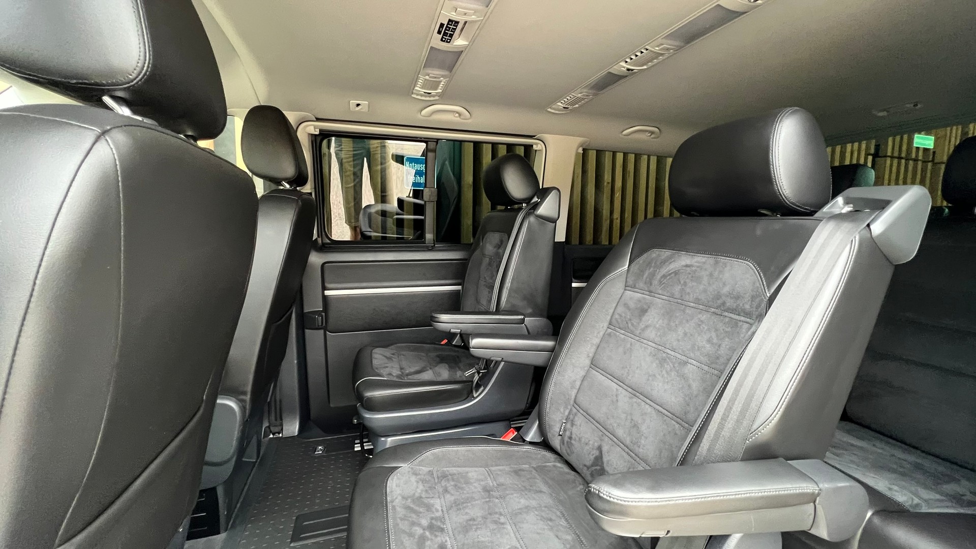 VW T6 MULTIVAN 2.0 Bi-TDI BUSINESS 4 MOTION DSG l 199 PS-image-26