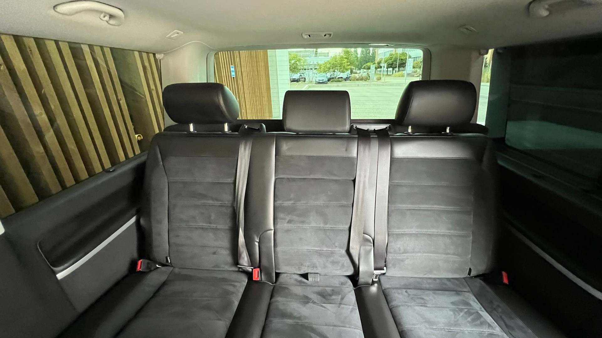 VW T6 MULTIVAN 2.0 Bi-TDI BUSINESS 4 MOTION DSG l 199 PS-image-29