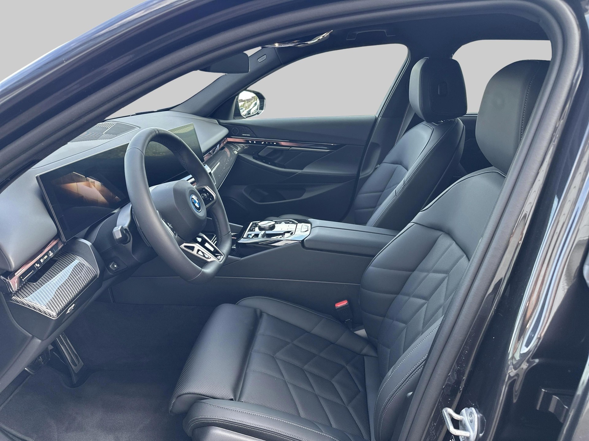 BMW i5 xDrive 40 Tour M S.Pro-image-8