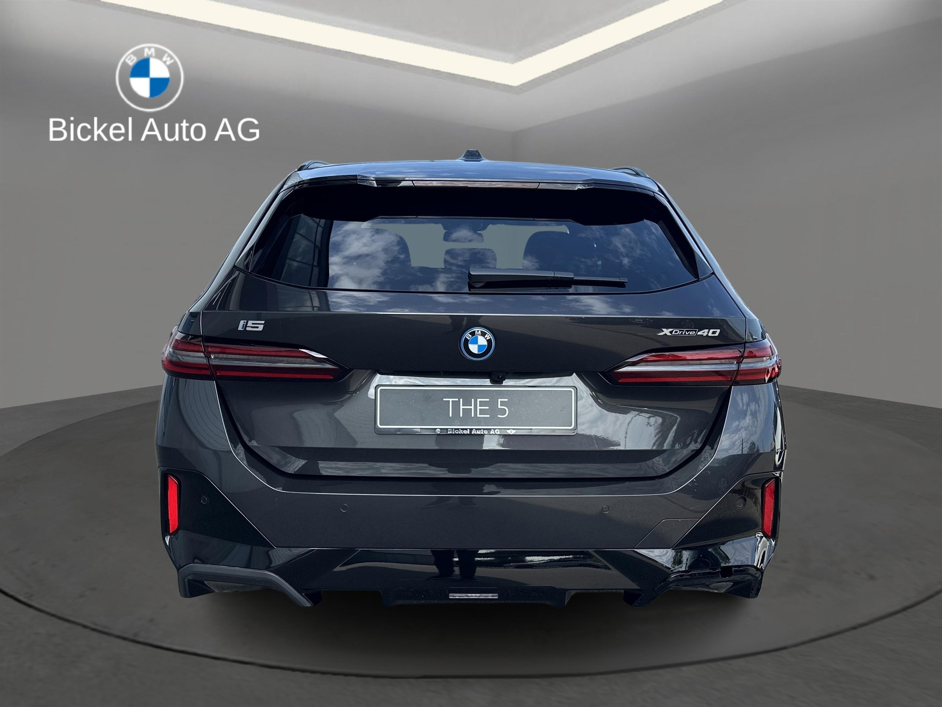 BMW i5 xDrive 40 Tour M S.Pro-image-4