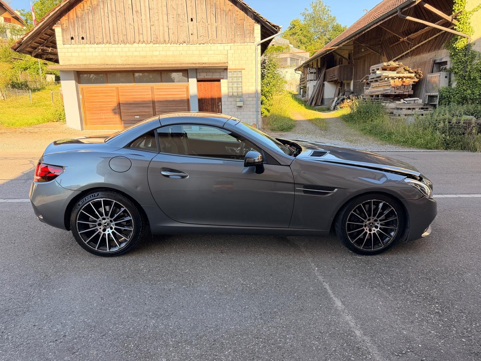 MERCEDES-BENZ SLC 200 9G-Tronic-image-2
