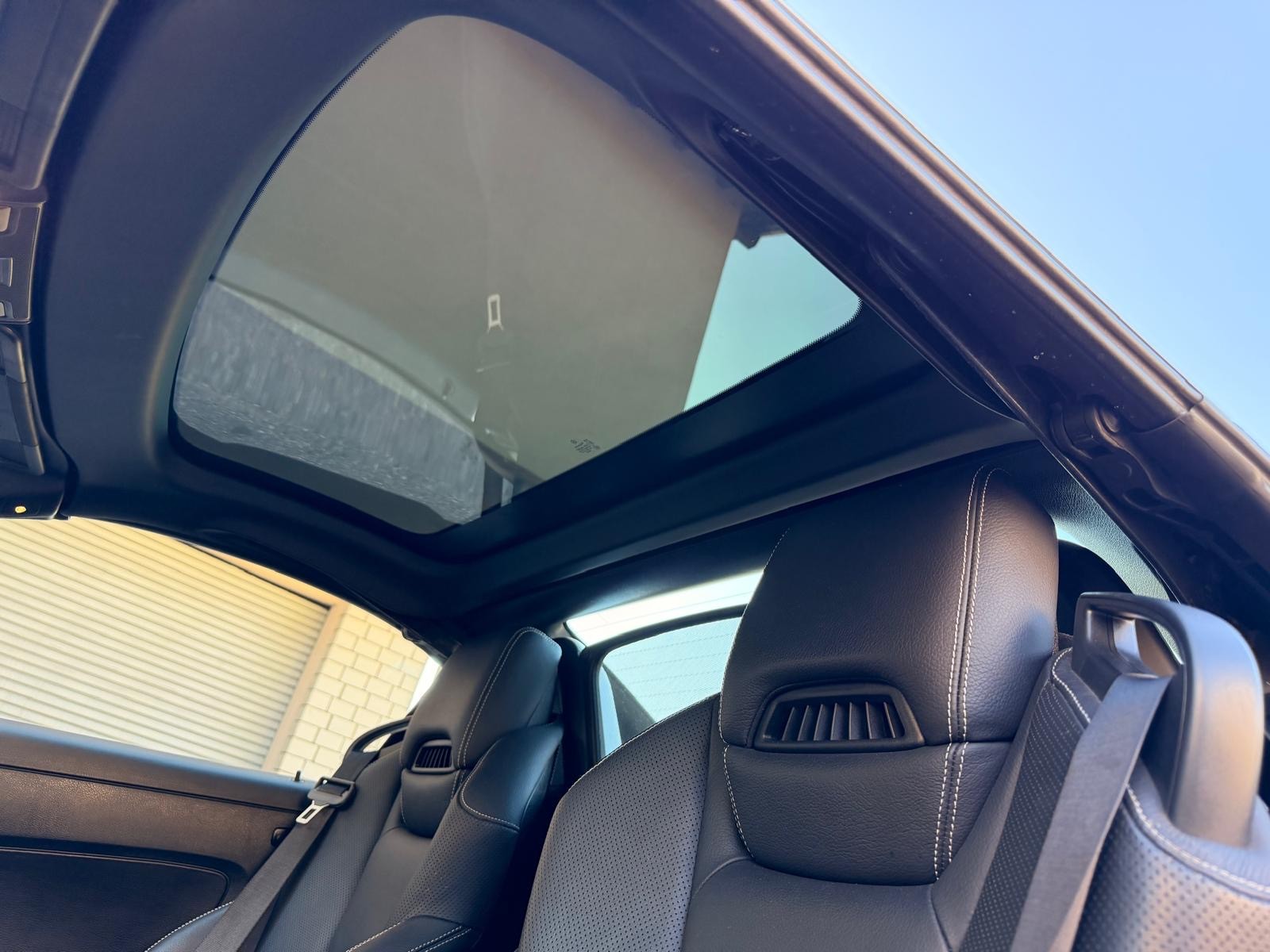 MERCEDES-BENZ SLC 200 9G-Tronic-image-12