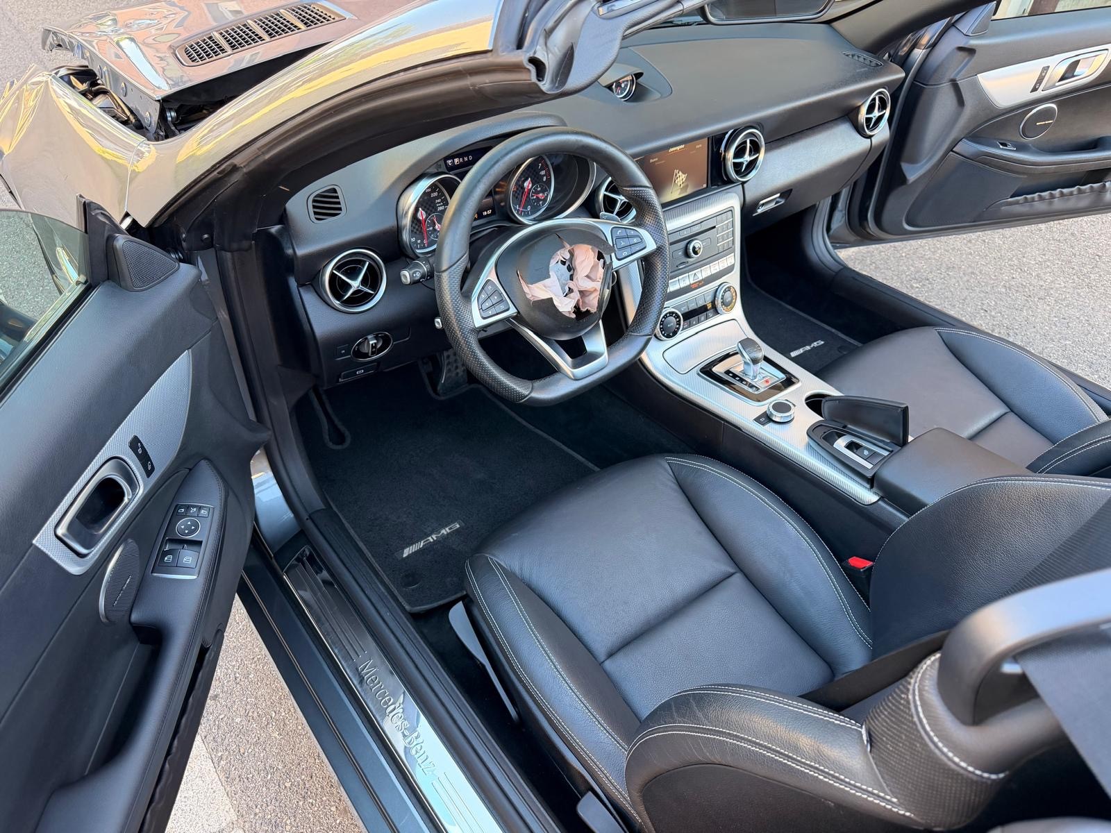 MERCEDES-BENZ SLC 200 9G-Tronic-image-8