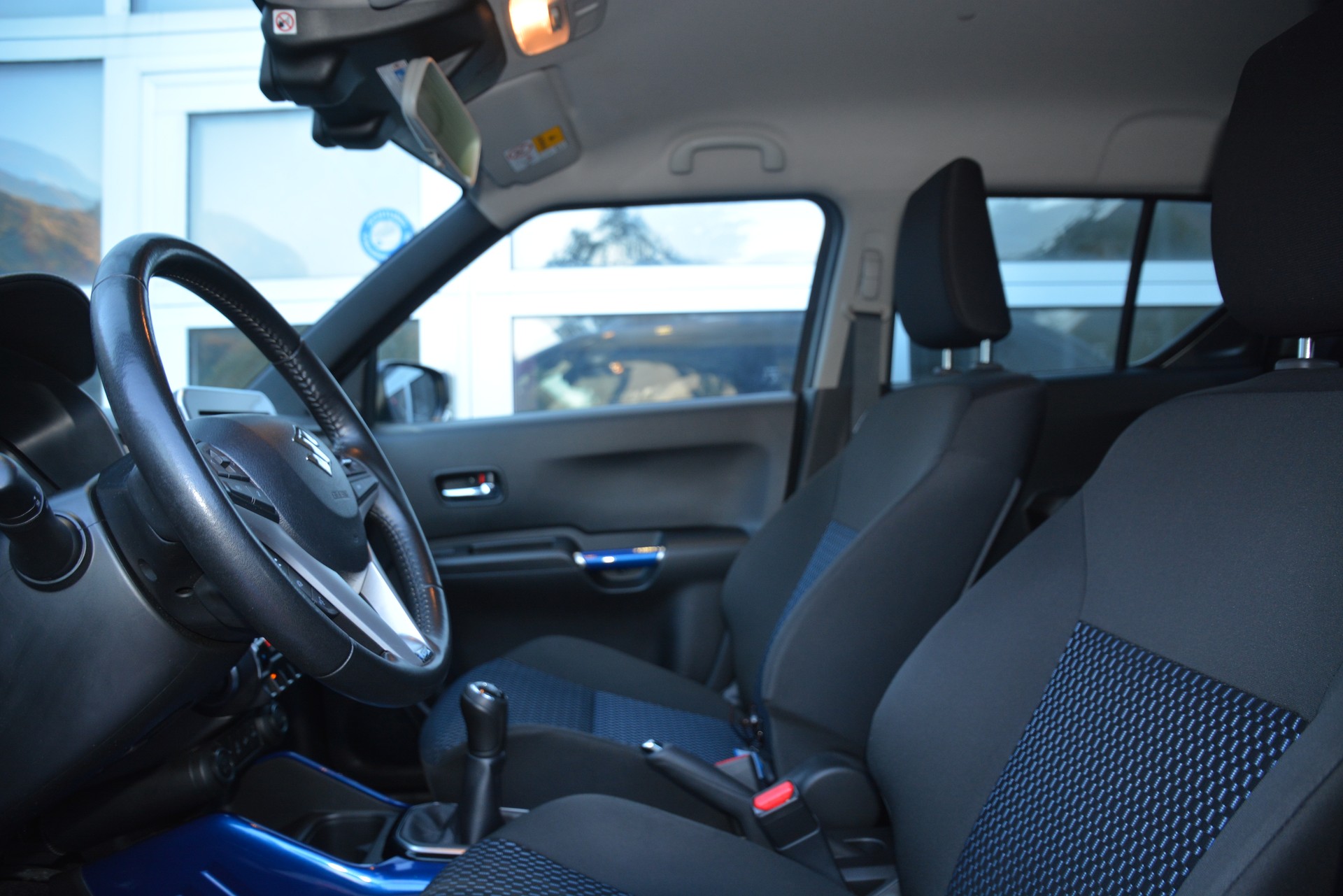 SUZUKI Ignis 1.2i Piz Sulai Top Hybrid 4x4-image-15