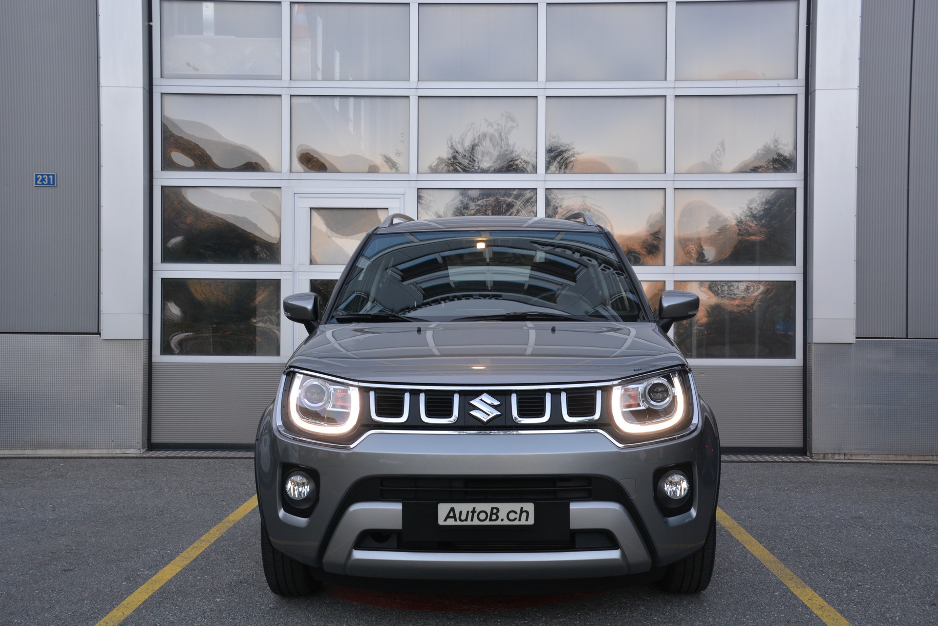SUZUKI Ignis 1.2i Piz Sulai Top Hybrid 4x4-image-2