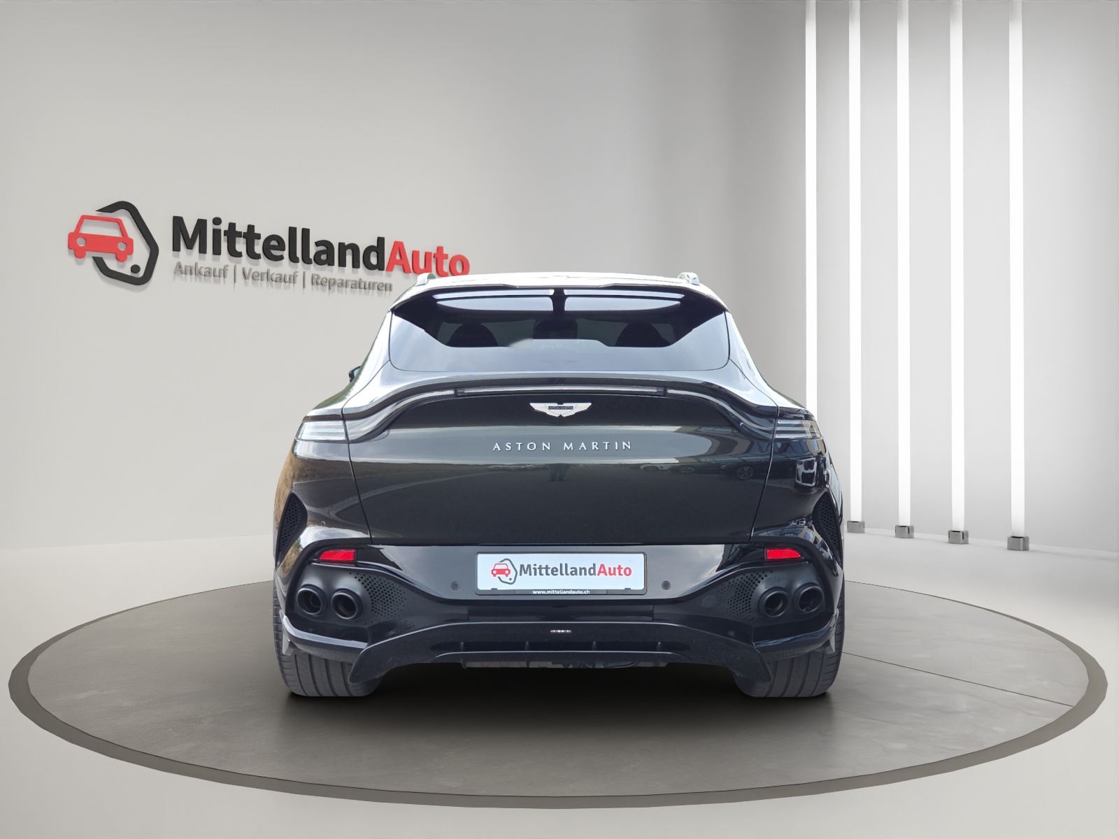 ASTON MARTIN DBX707 4.0 V8-image-13