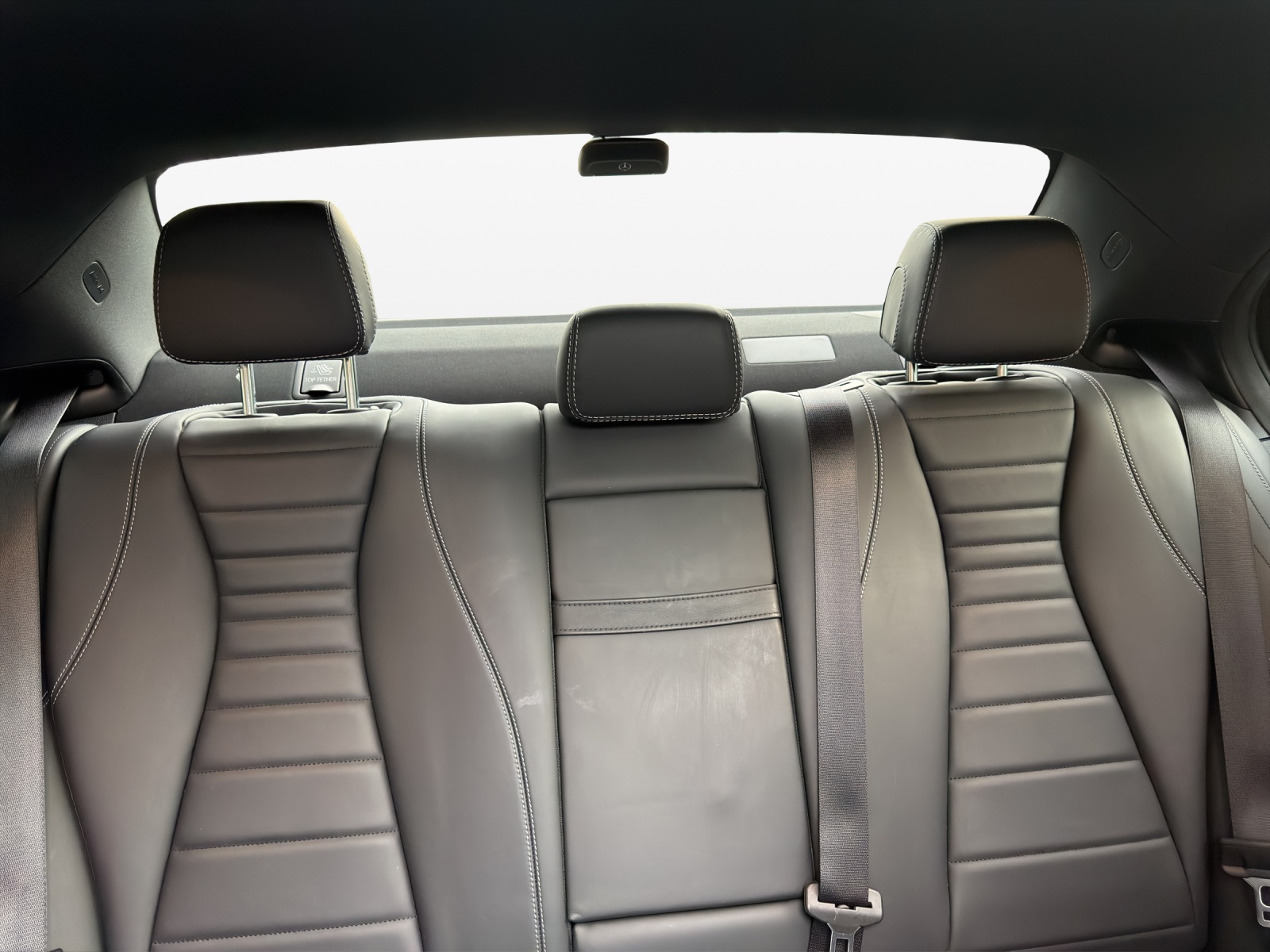 MERCEDES-BENZ E 220d Swiss Star AMG Line 4Matic 9G-Tronic-image-17