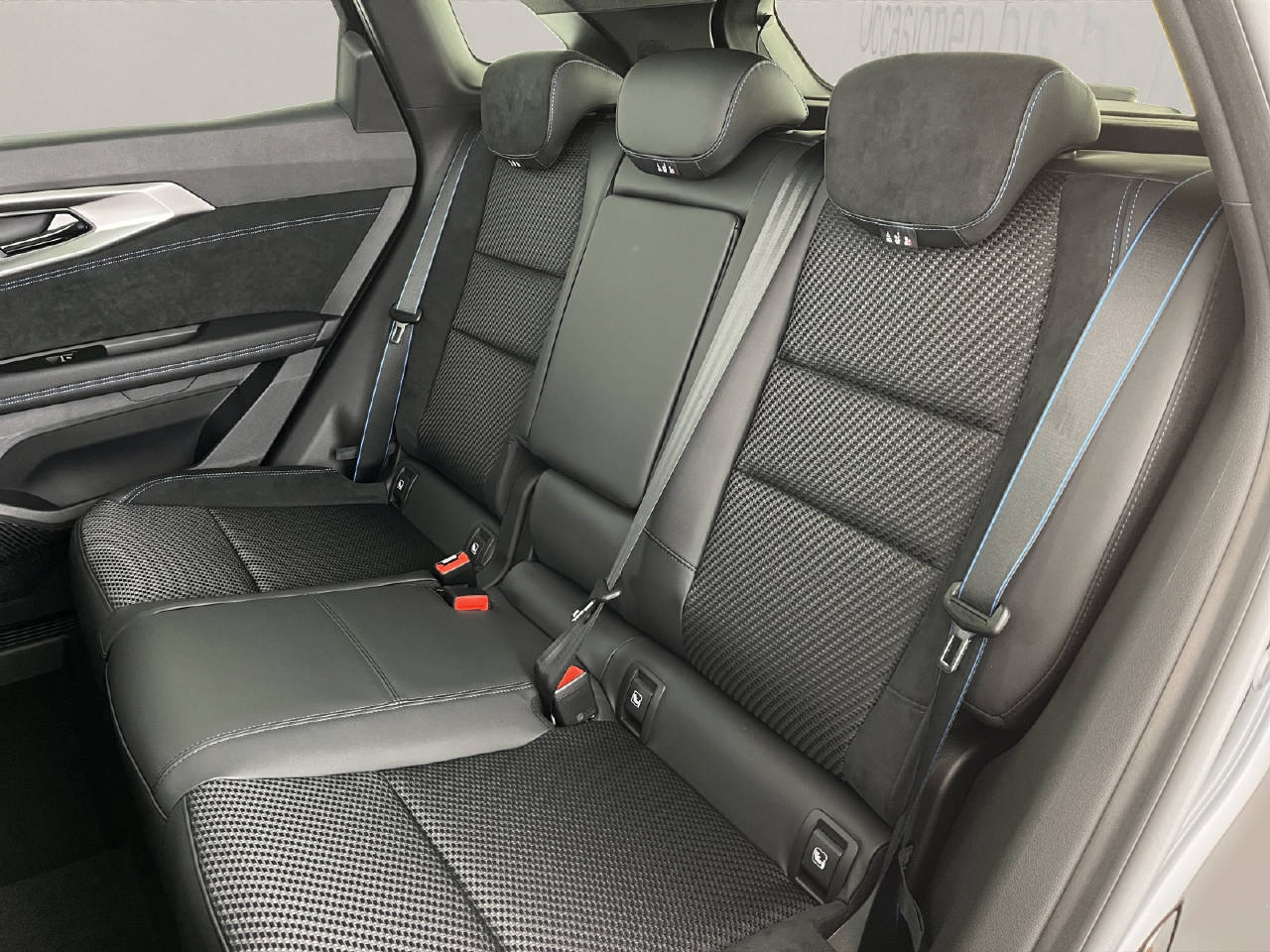 RENAULT Austral 1.2 E-Tech esprit Alpine-image-16