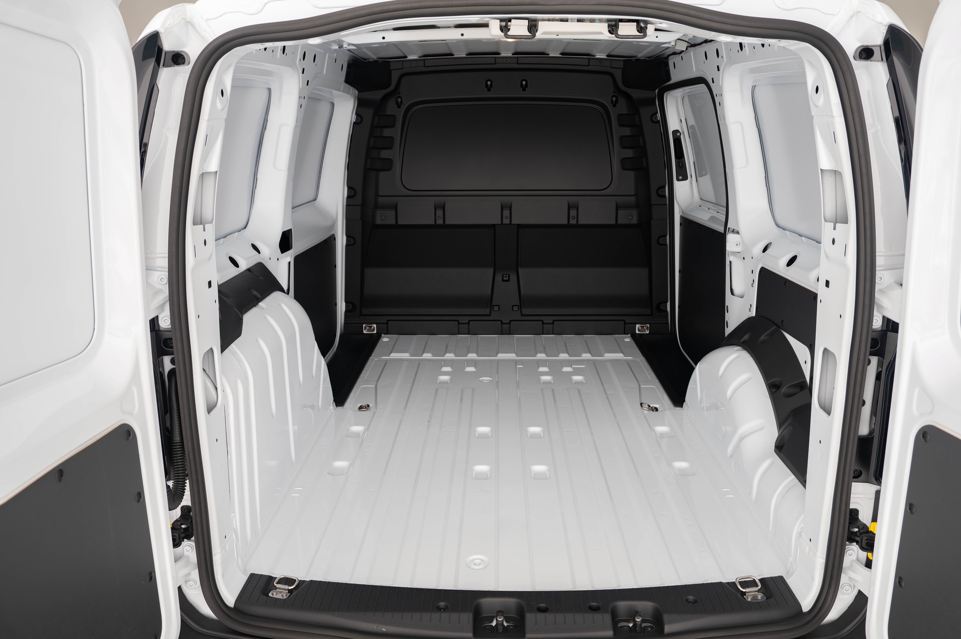 FORD Grand Transit Connect Kaw. 2.0 EcoBlue 122PS Trend 4x4-image-25
