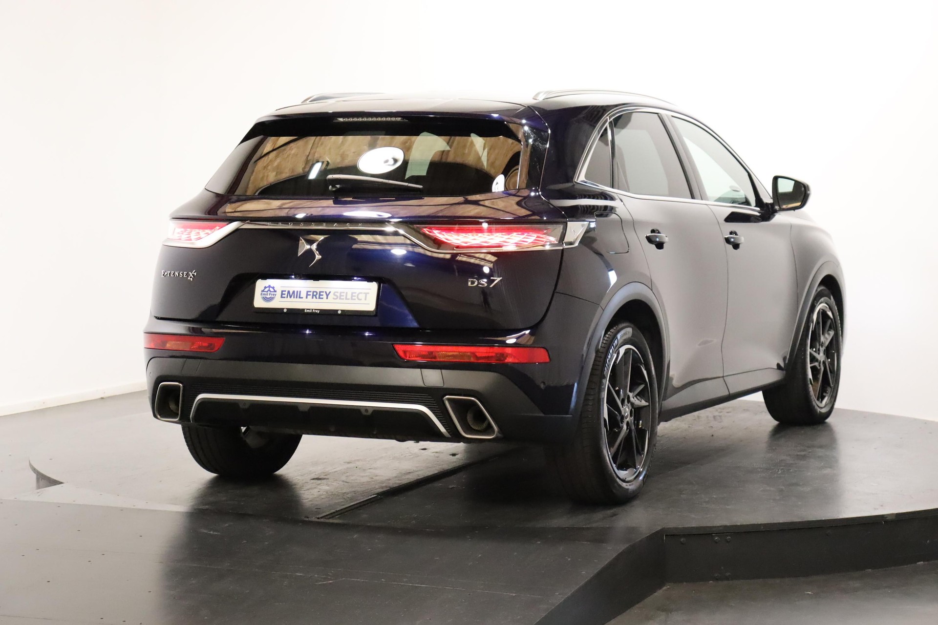 DS AUTOMOBILES 7 Crossback 1.6 E-Tense Be Chic 4x4-image-3