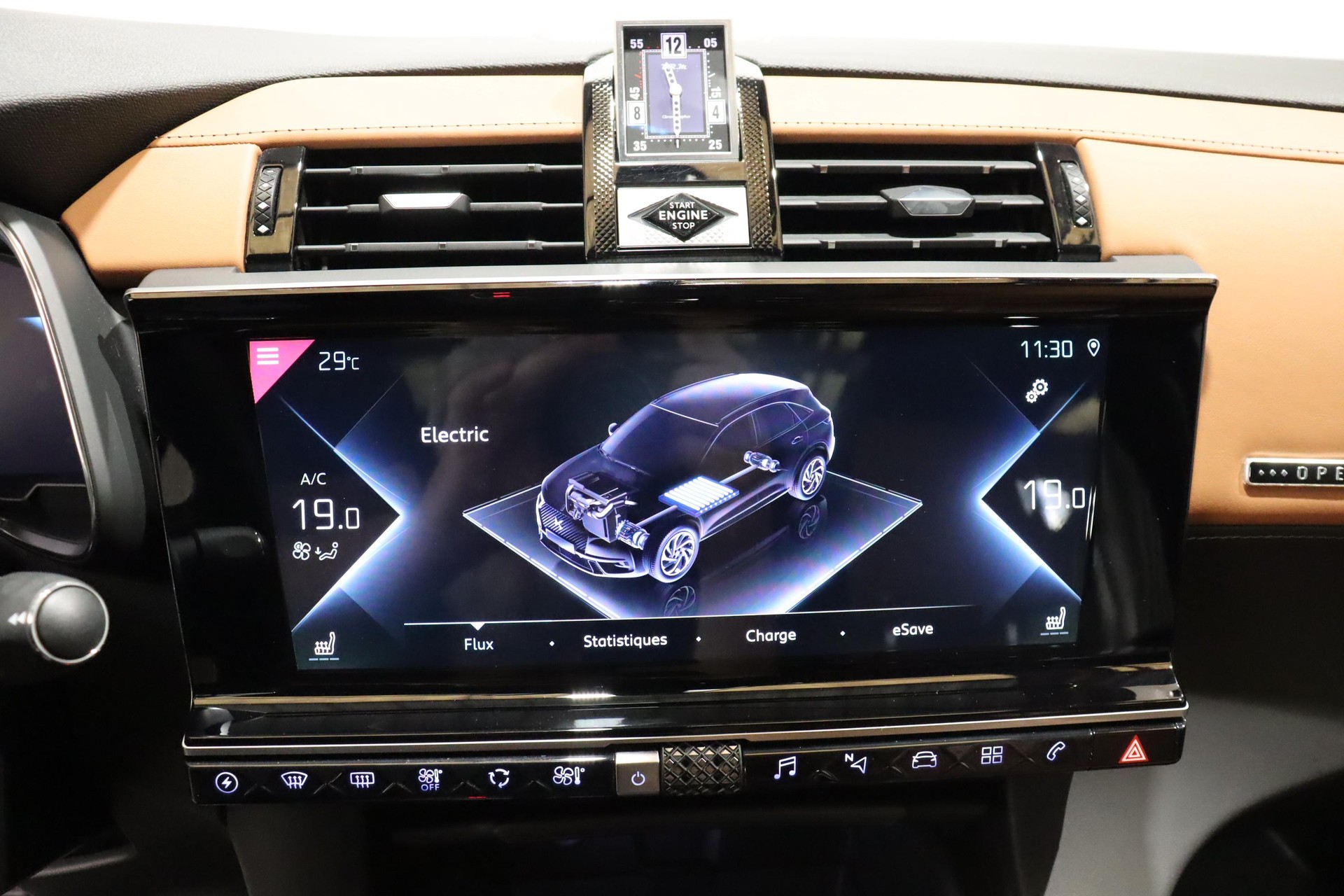 DS AUTOMOBILES 7 Crossback 1.6 E-Tense Be Chic 4x4-image-12