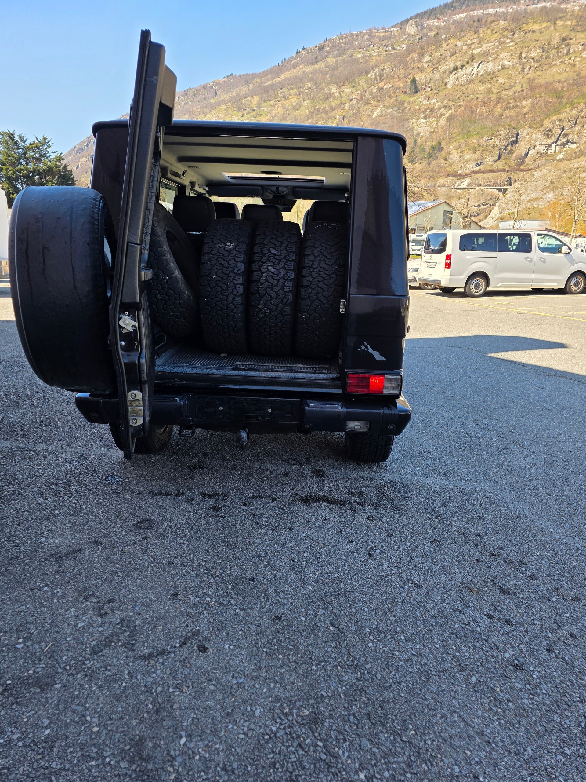 MERCEDES-BENZ G 270-image-11
