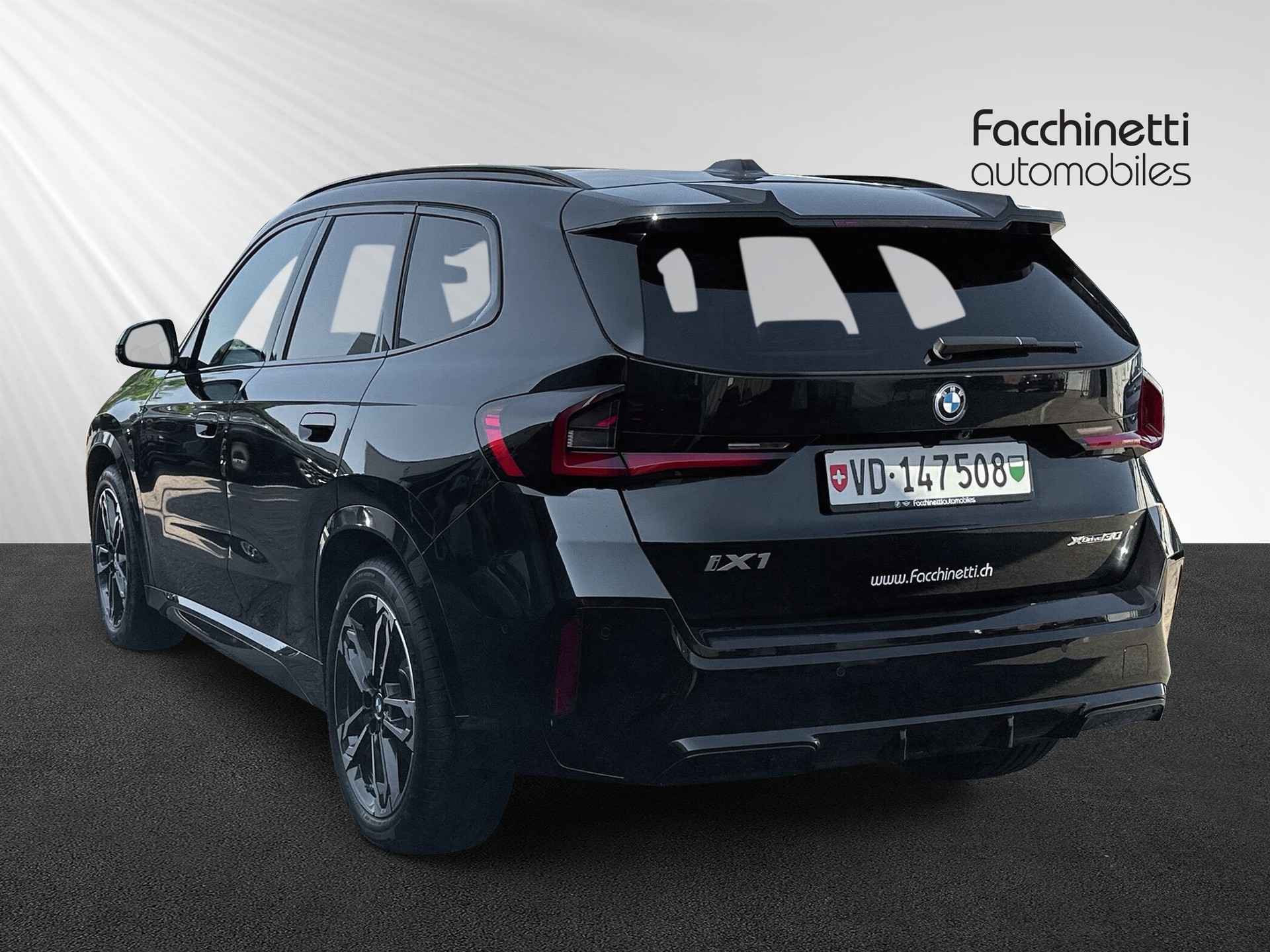 BMW iX1 xDrive 30 M Sport Pro-image-2