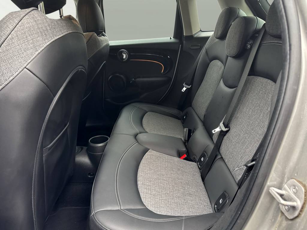 MINI Cooper Steptronic DKG-image-7
