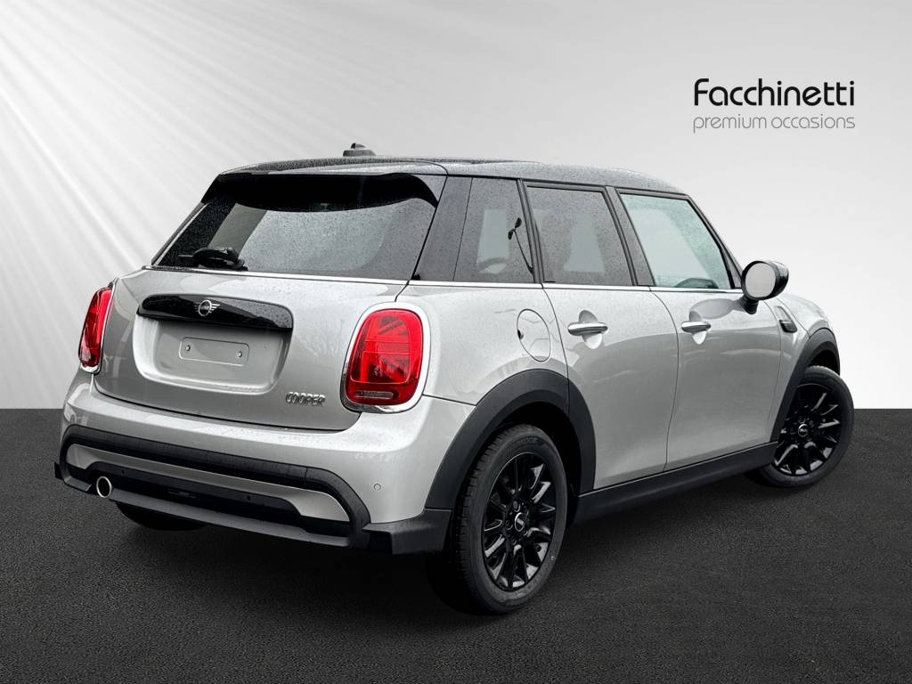 MINI Cooper Steptronic DKG-image-3