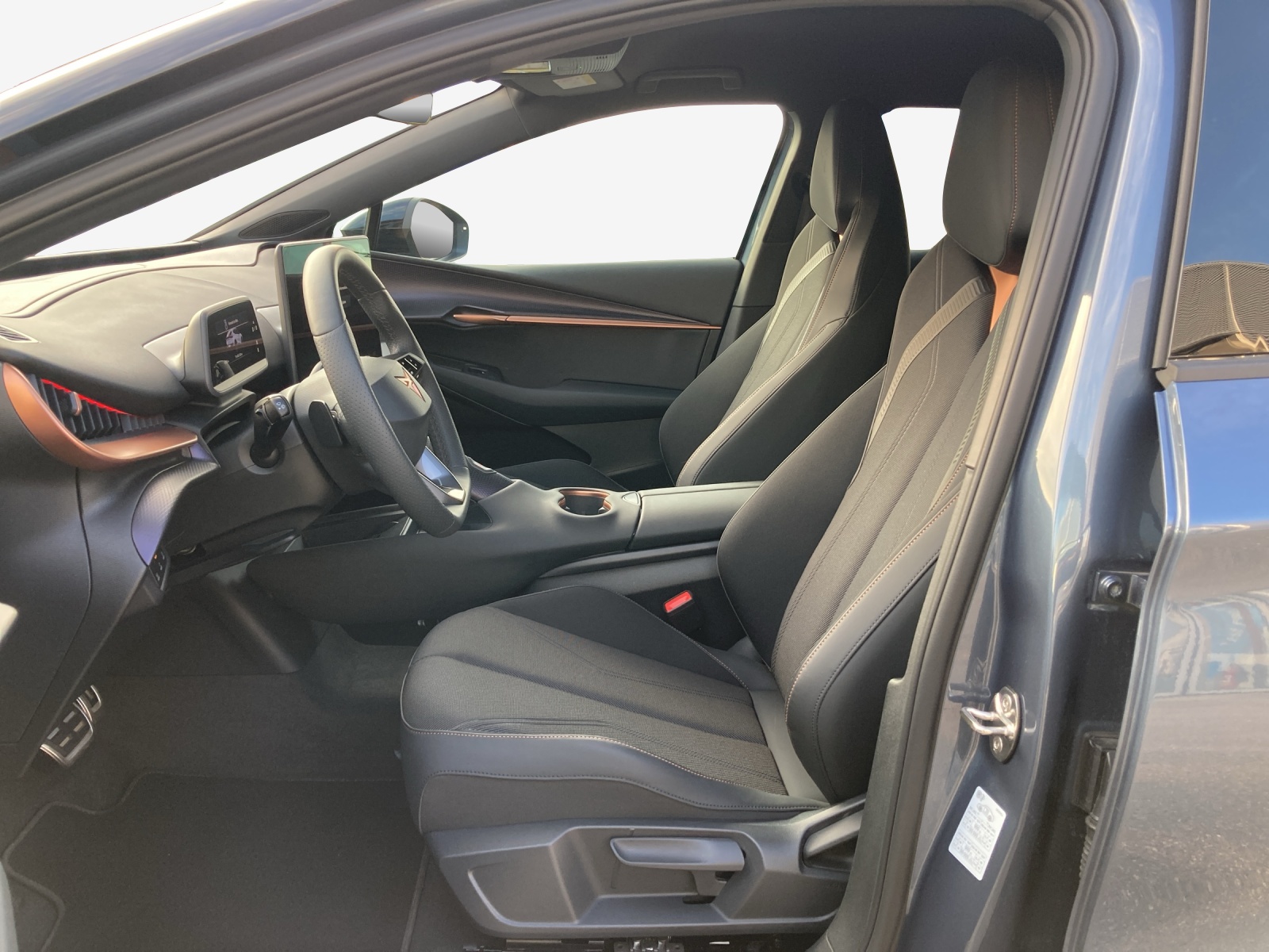 CUPRA Tavascan Type 8 77 kWh VZ-image-8