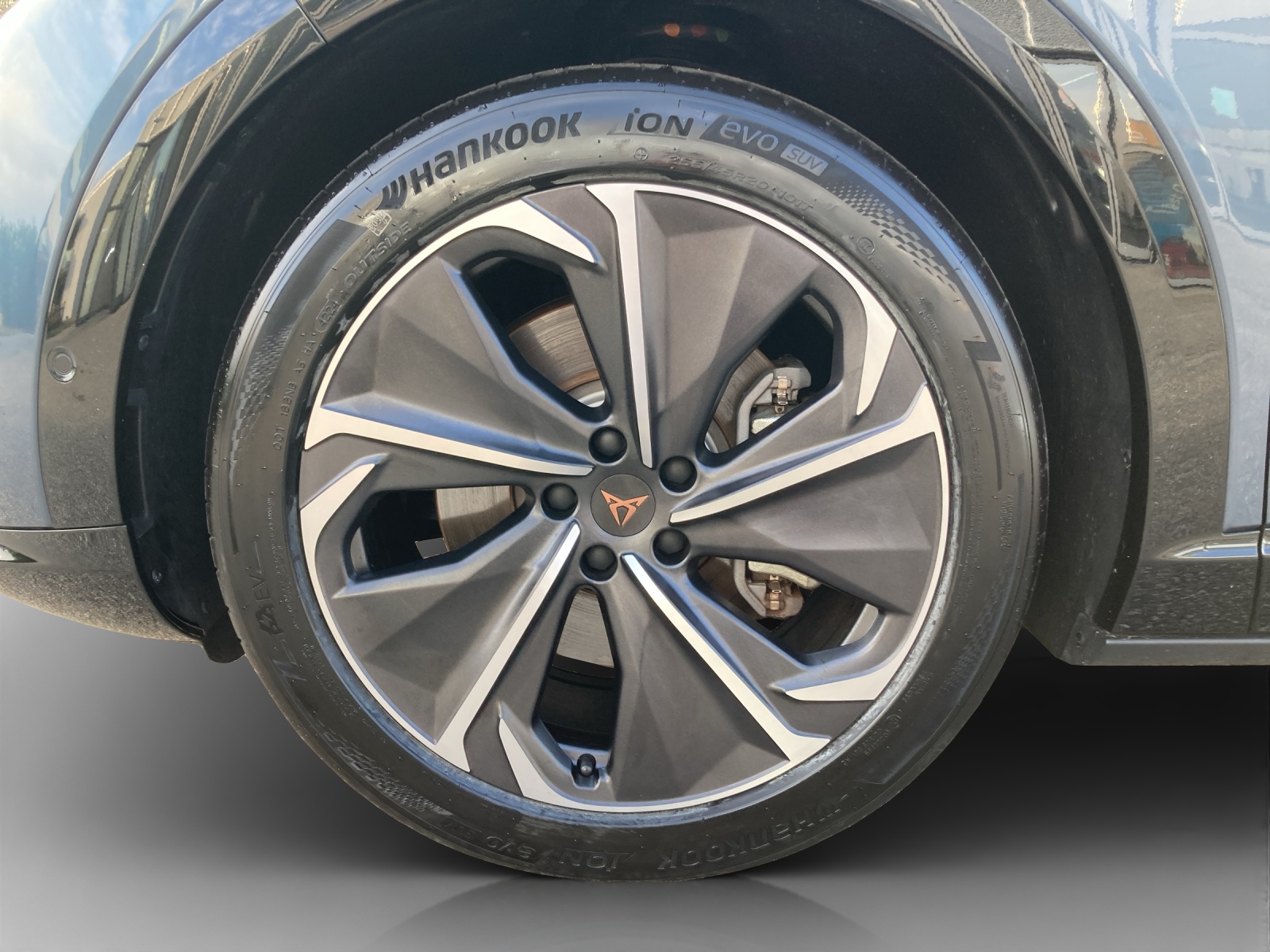 CUPRA Tavascan Type 8 77 kWh VZ-image-16