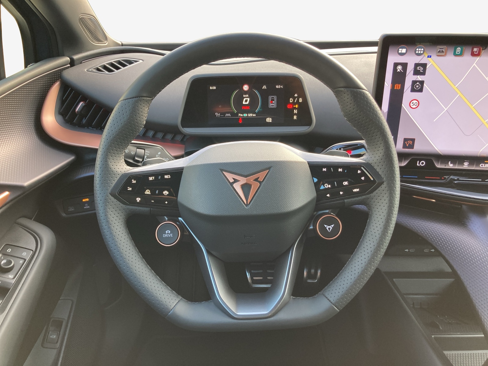 CUPRA Tavascan Type 8 77 kWh VZ-image-10