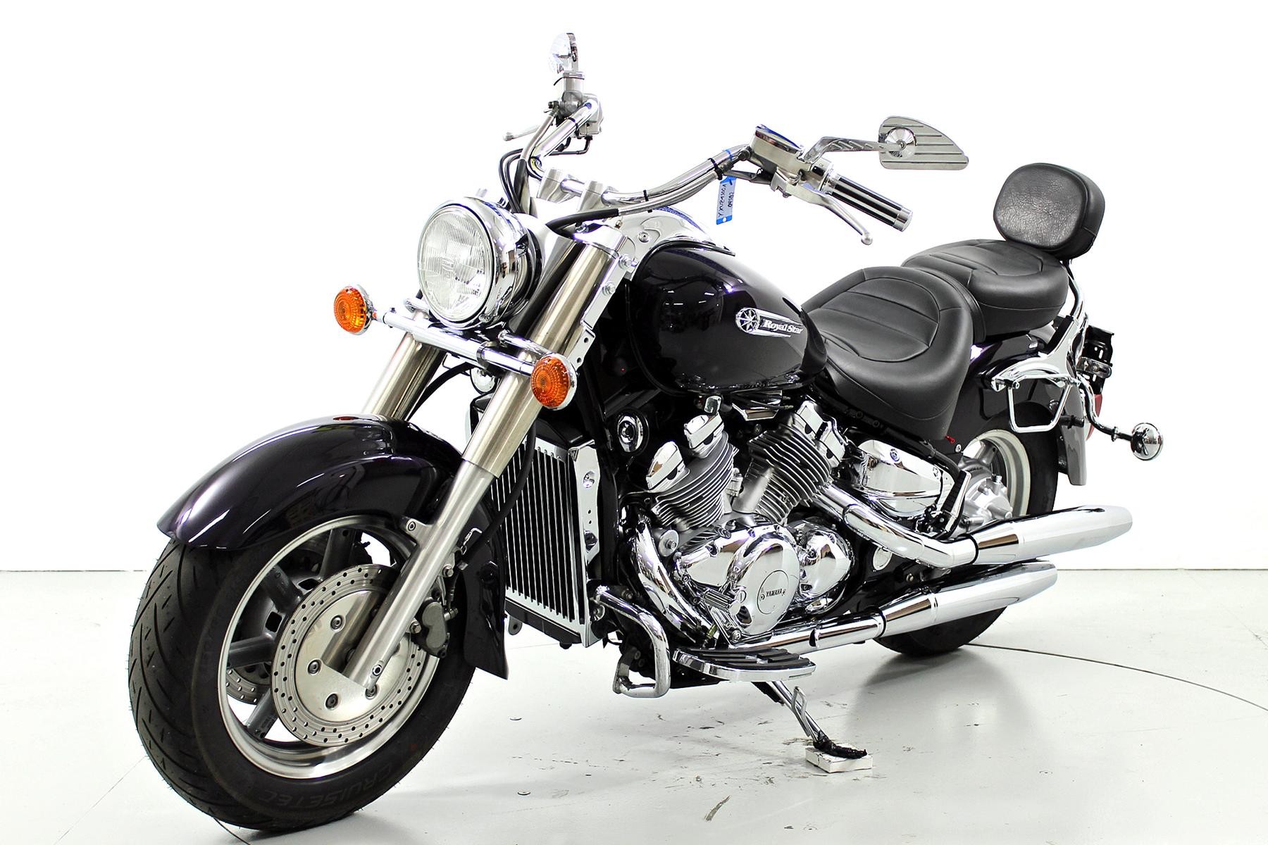 YAMAHA XVZ 1300-showroom-element-2