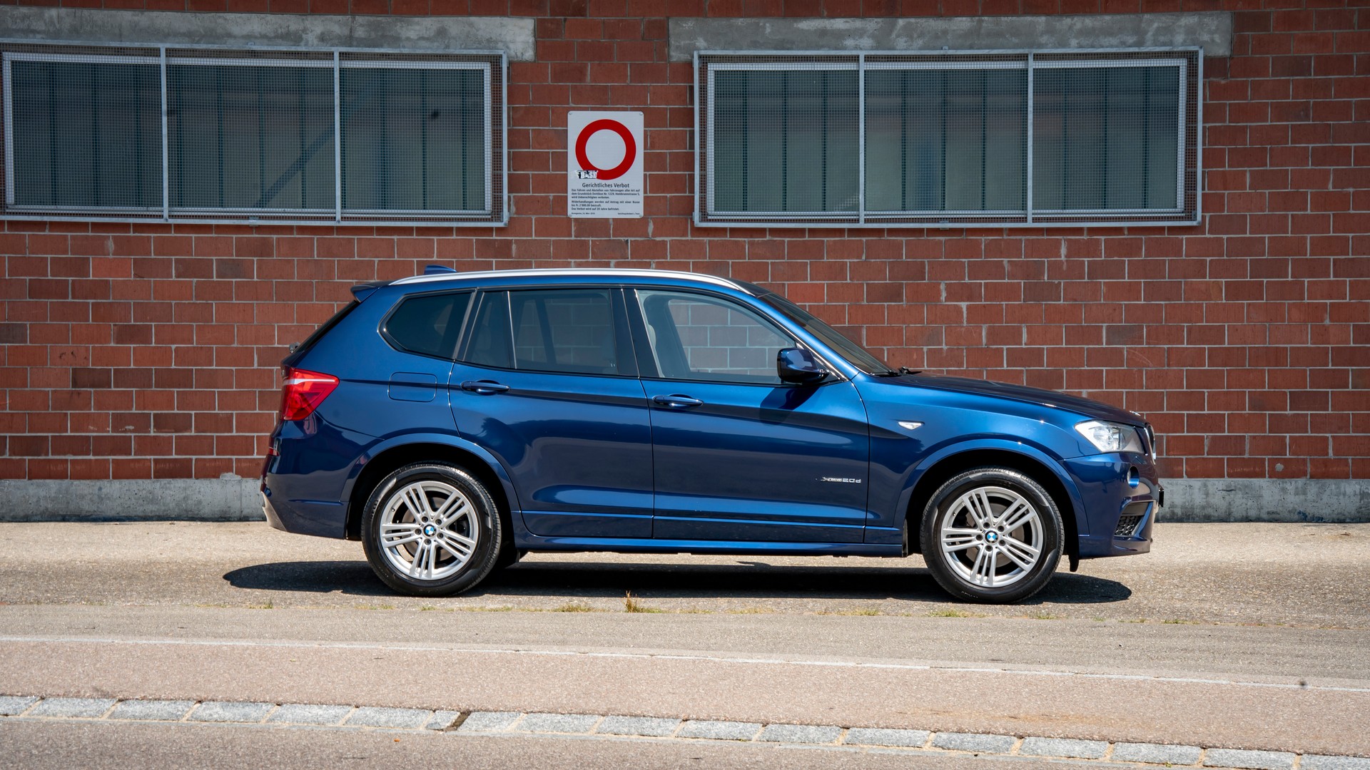 BMW 20d xDrive M-Sportpaket-image-2