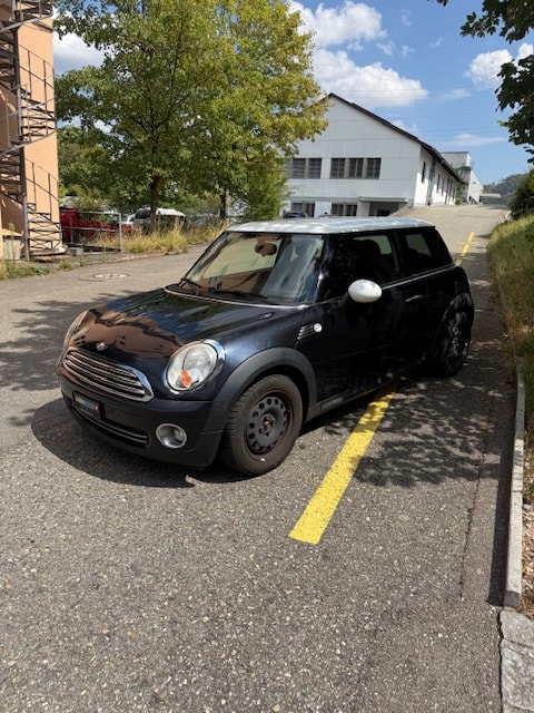 MINI Cooper-image-2