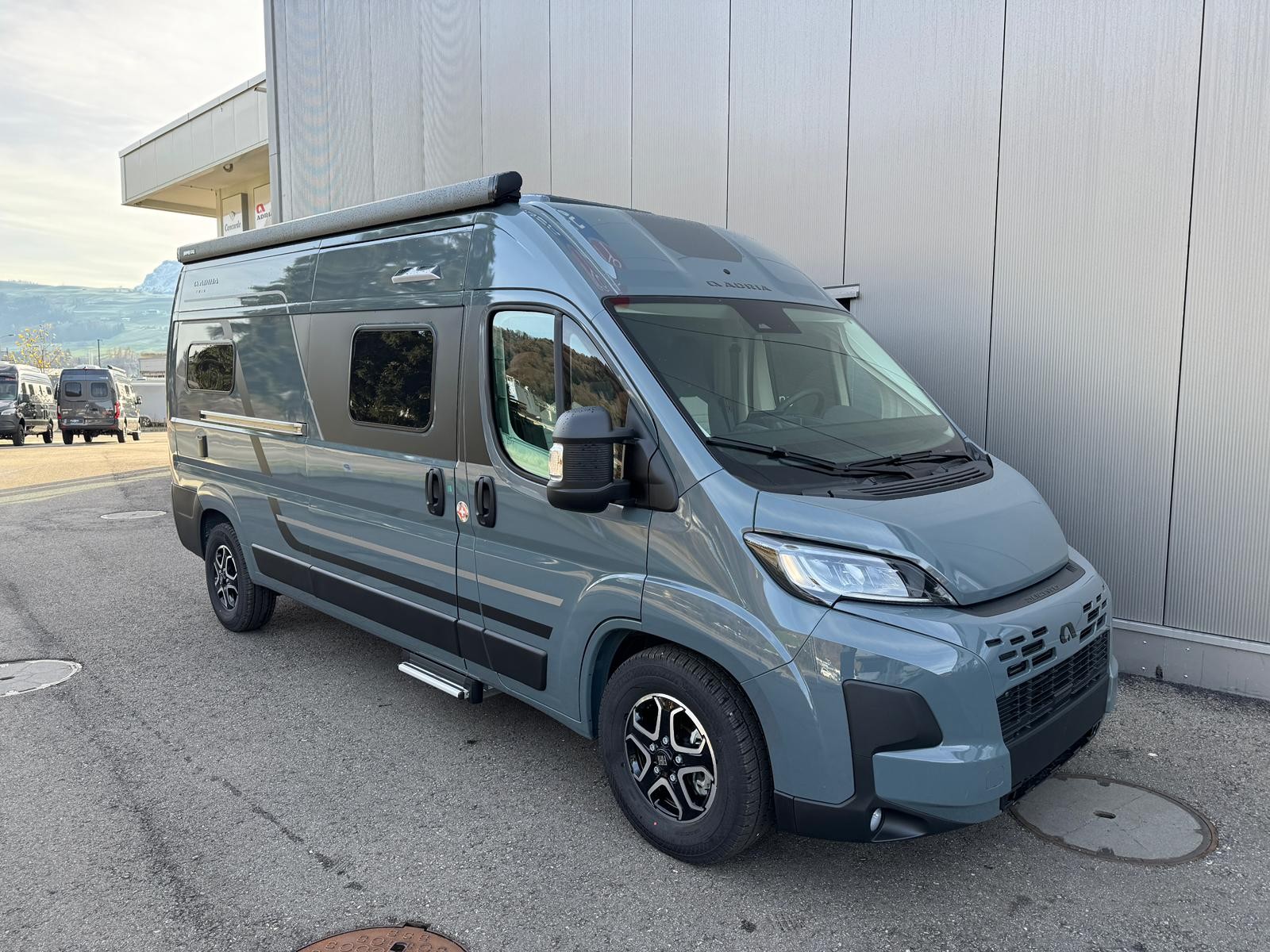 ADRIA Twin 600 SLB-image-0