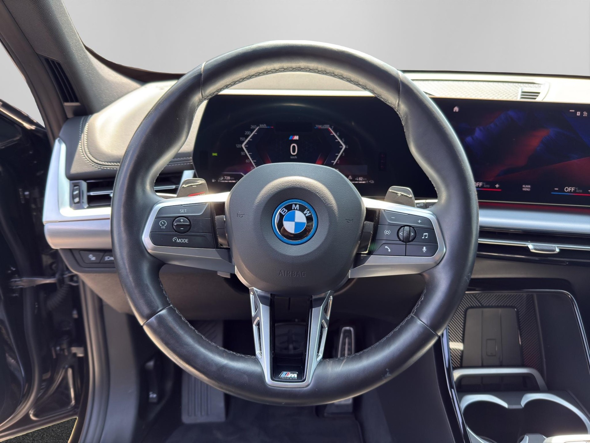 BMW X1 xDrive 30e M Sport-image-11
