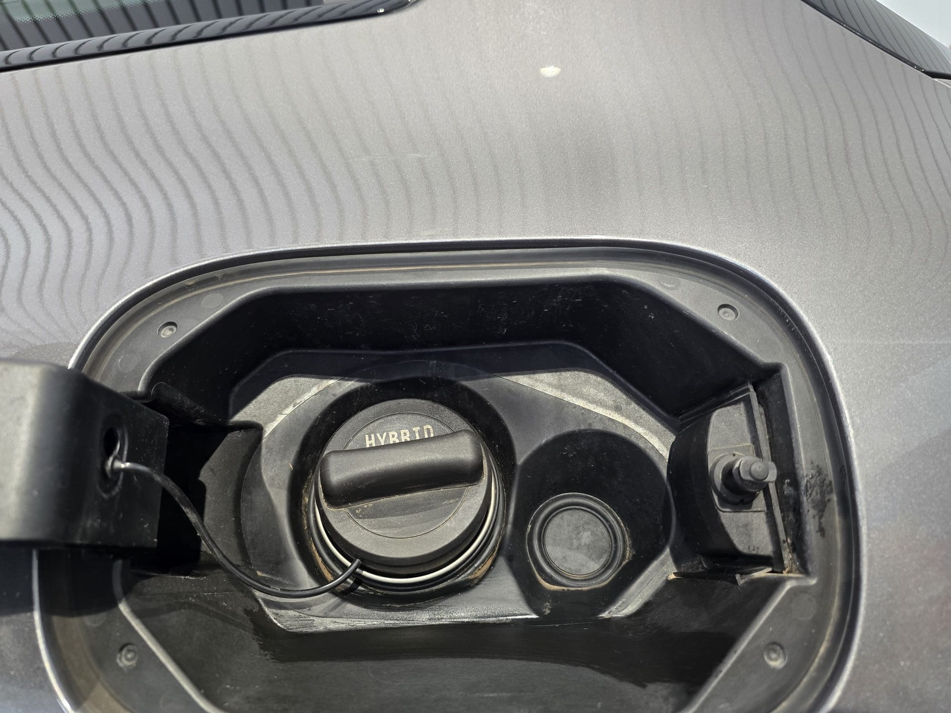 MERCEDES-BENZ GLA 250e Progressive 8G-DCT-image-17