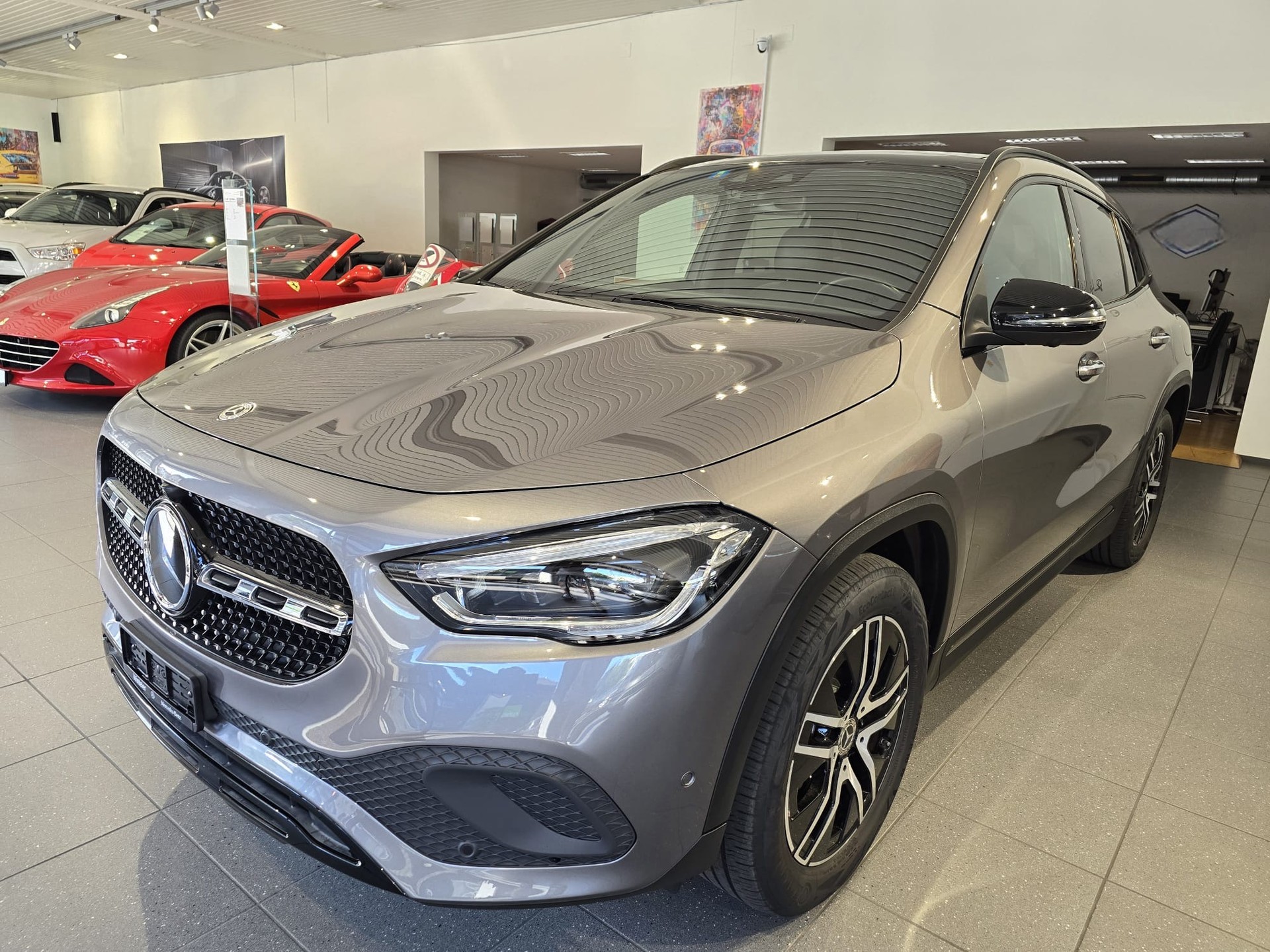 MERCEDES-BENZ GLA 250e Progressive 8G-DCT-image-0