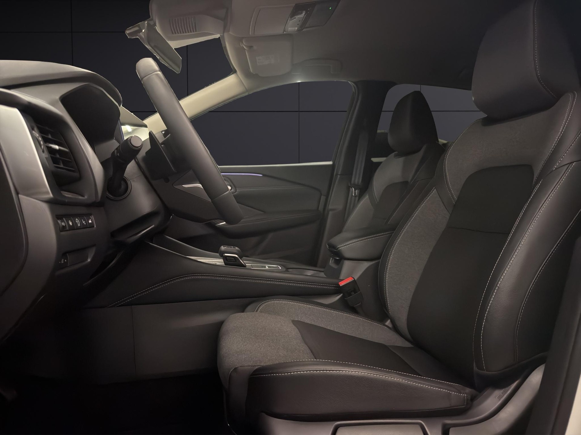 NISSAN Qashqai 1.3 DIG-T 158 N-Connecta-image-8
