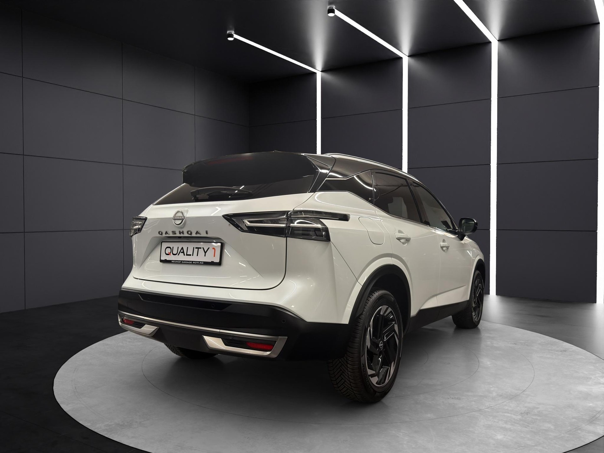 NISSAN Qashqai 1.3 DIG-T 158 N-Connecta-image-4