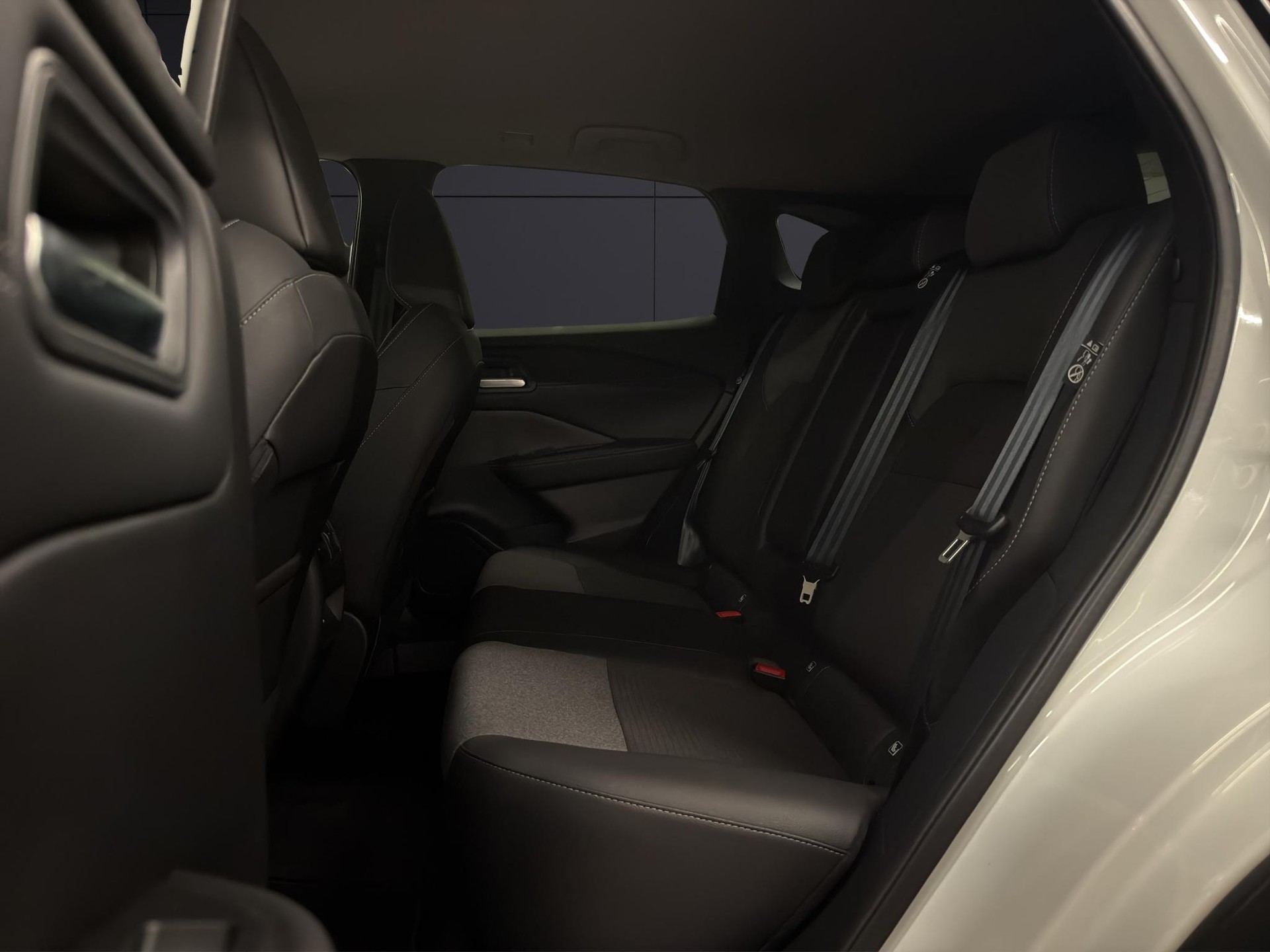 NISSAN Qashqai 1.3 DIG-T 158 N-Connecta-image-10