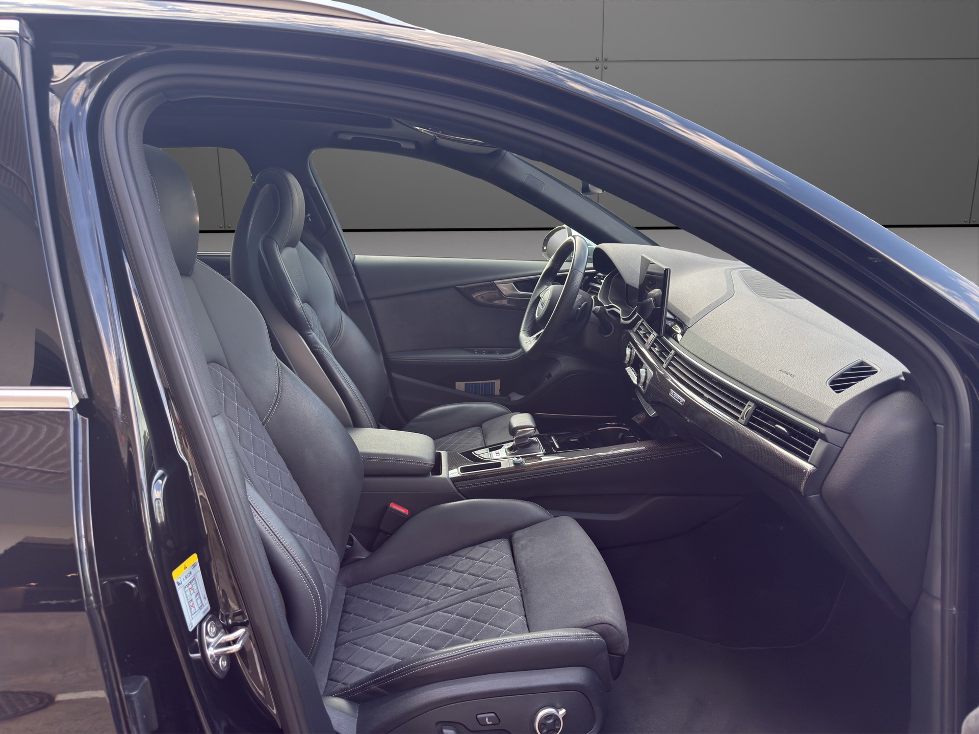 AUDI S4 Avant 3.0 TDI quattro tiptronic-image-11