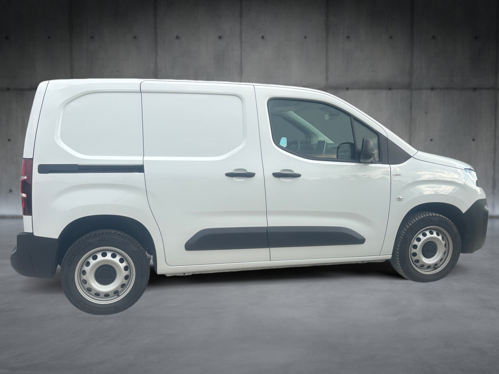 FIAT Doblo 1.5 BlueHDi L1 1000kg Swiss A-image-4