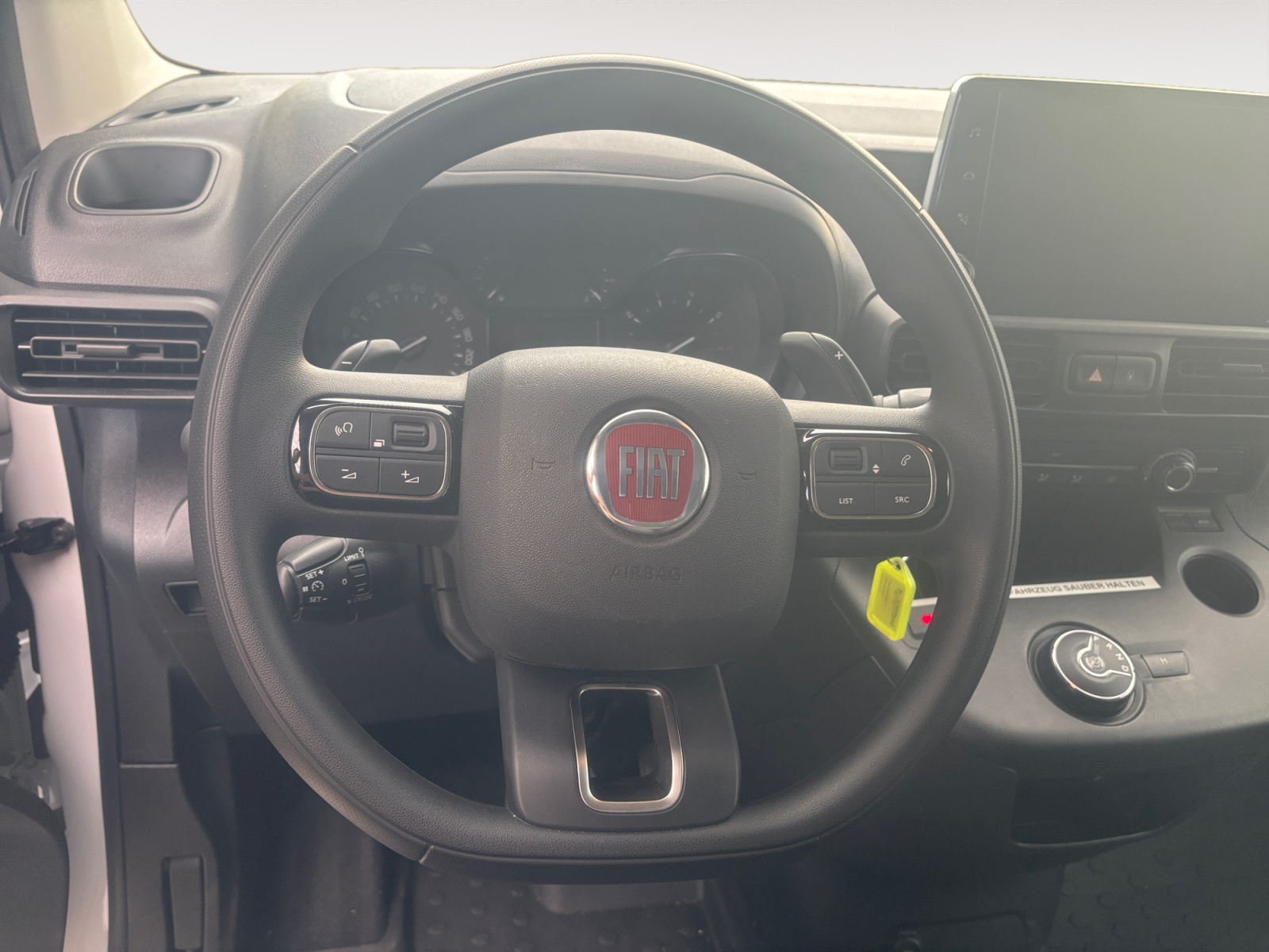 FIAT Doblo 1.5 BlueHDi L1 1000kg Swiss A-image-6