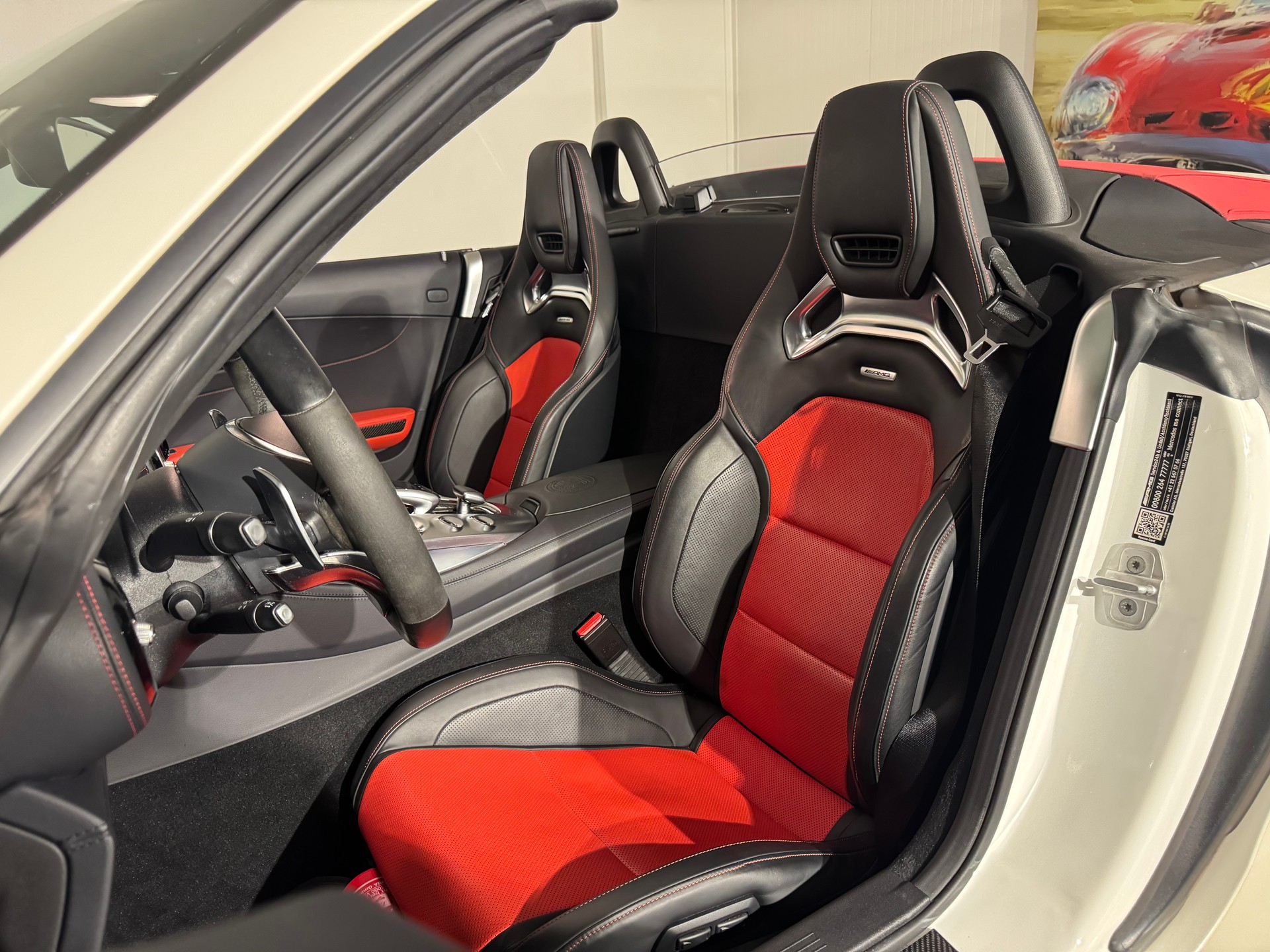 MERCEDES-BENZ AMG GT C Roadster Speedshift DCT-image-16