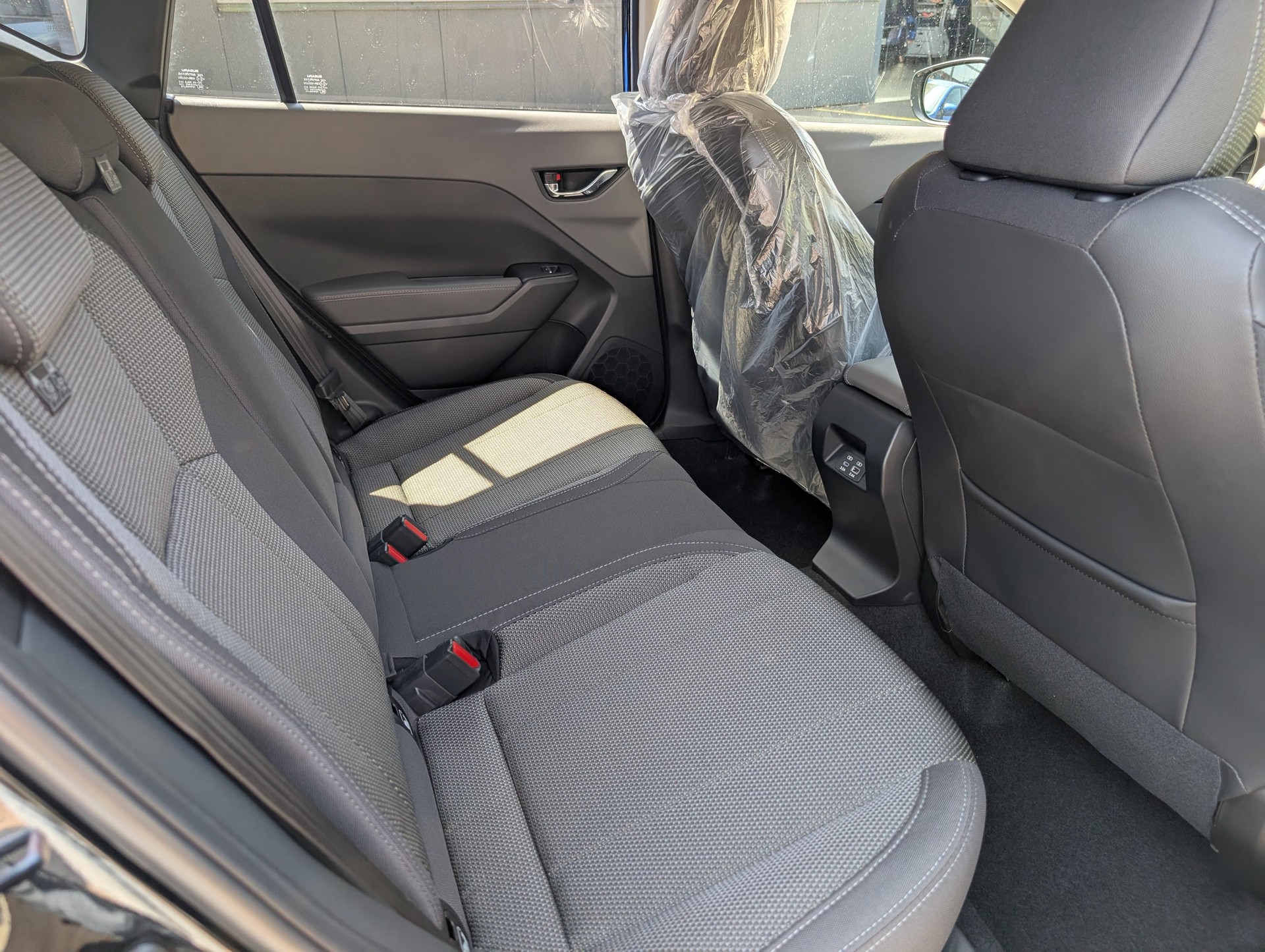SUBARU Crosstrek 2.0i e-Boxer Swiss Plus-image-10