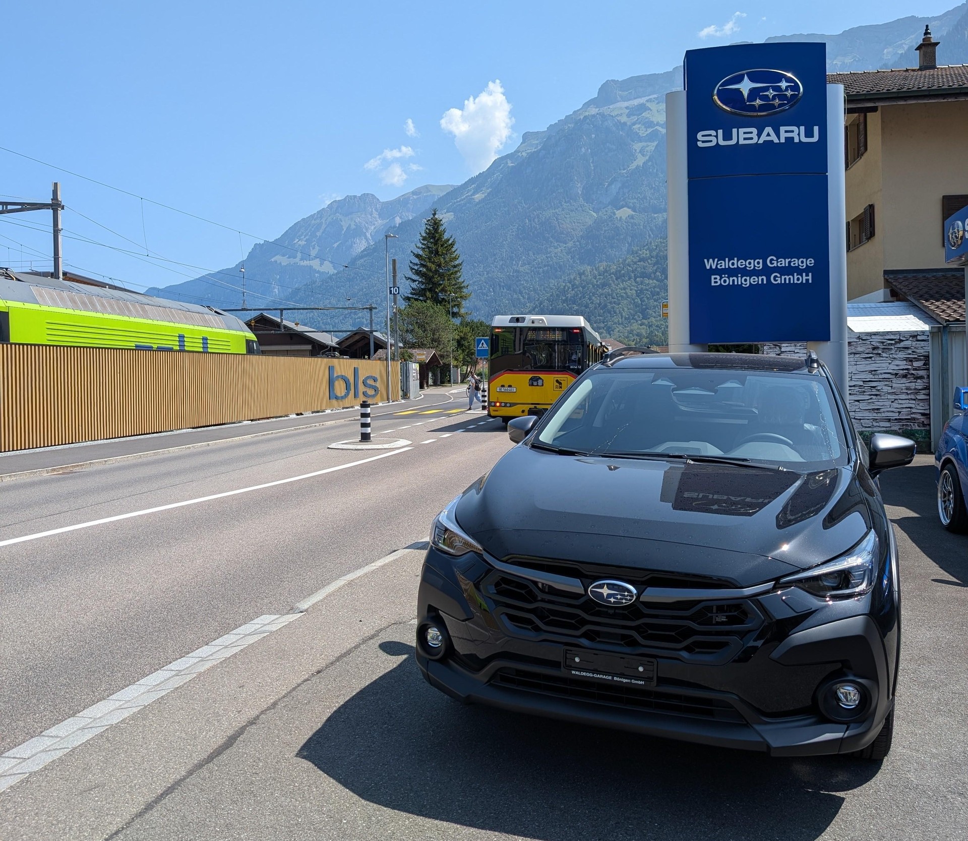 SUBARU Crosstrek 2.0i e-Boxer Swiss Plus-image-2