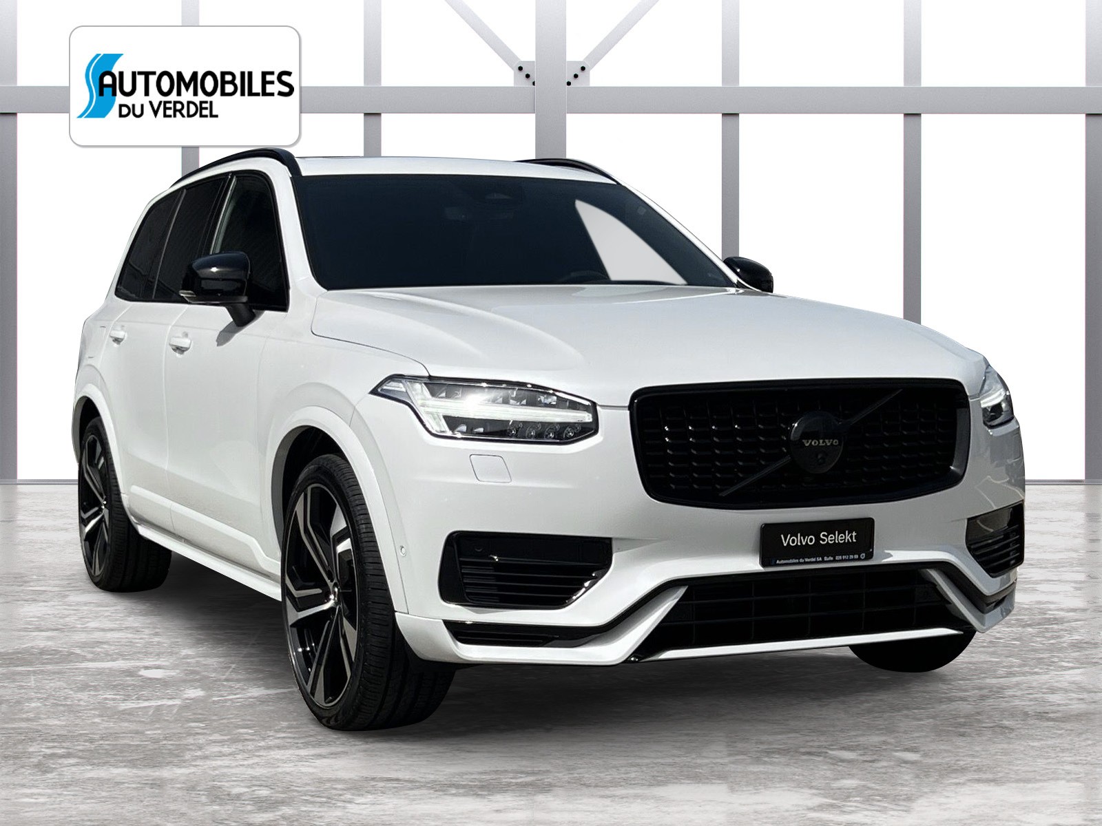 VOLVO XC90 2.0 T8 TE Ultimate Dark 7P. eAWD-showroom-element-2