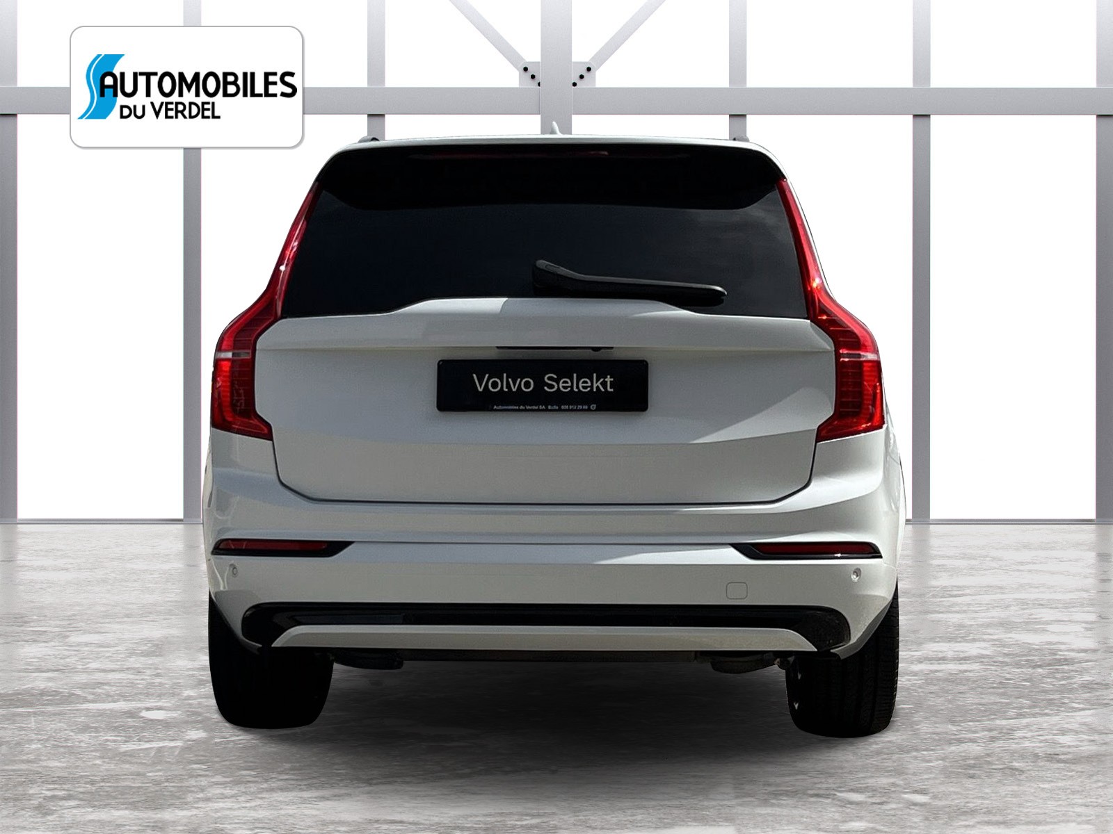VOLVO XC90 2.0 T8 TE Ultimate Dark 7P. eAWD-showroom-element-1