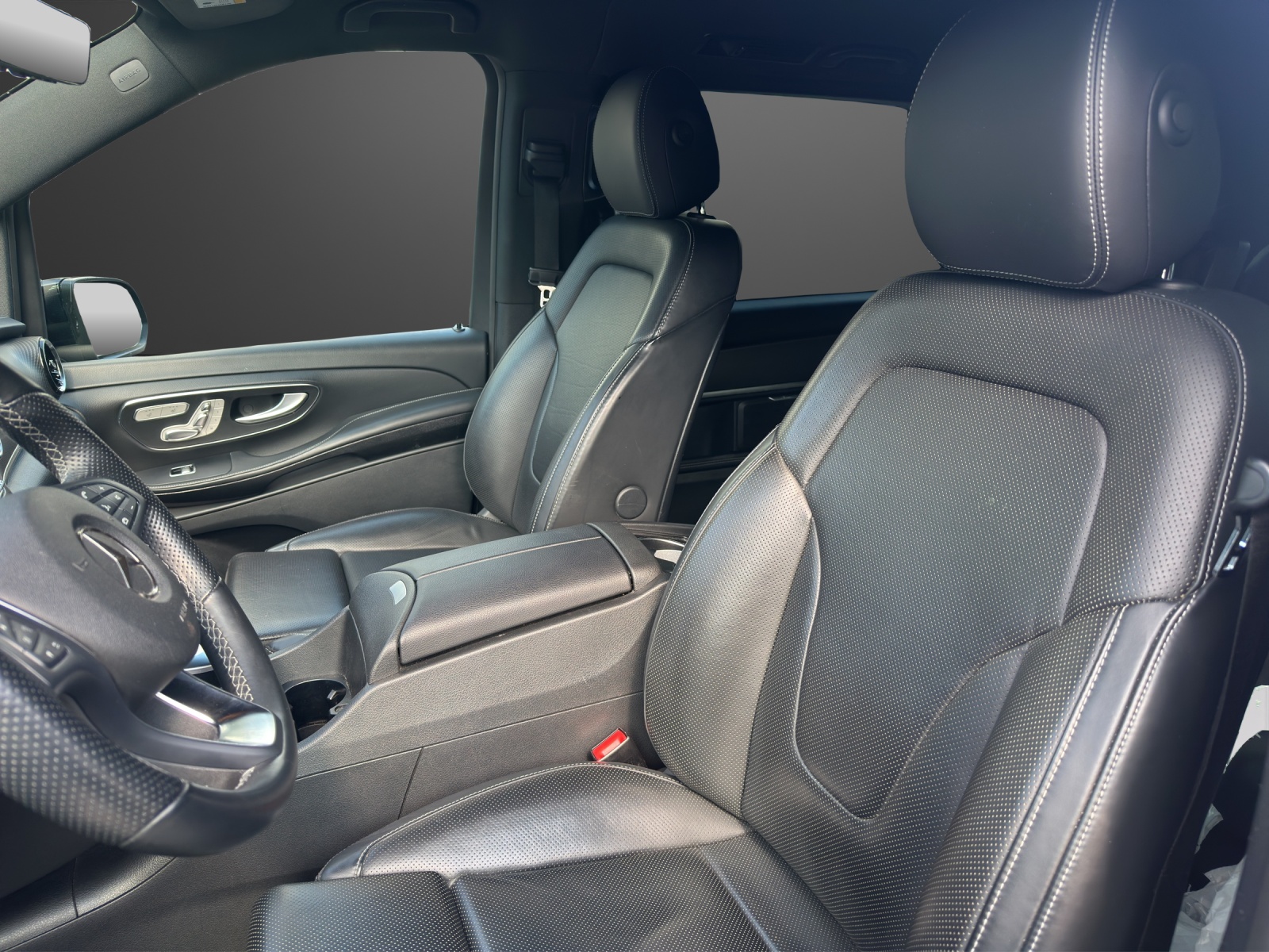 MERCEDES-BENZ V 300 d Swiss Edition kompakt 4Matic 9G-Tronic-image-7