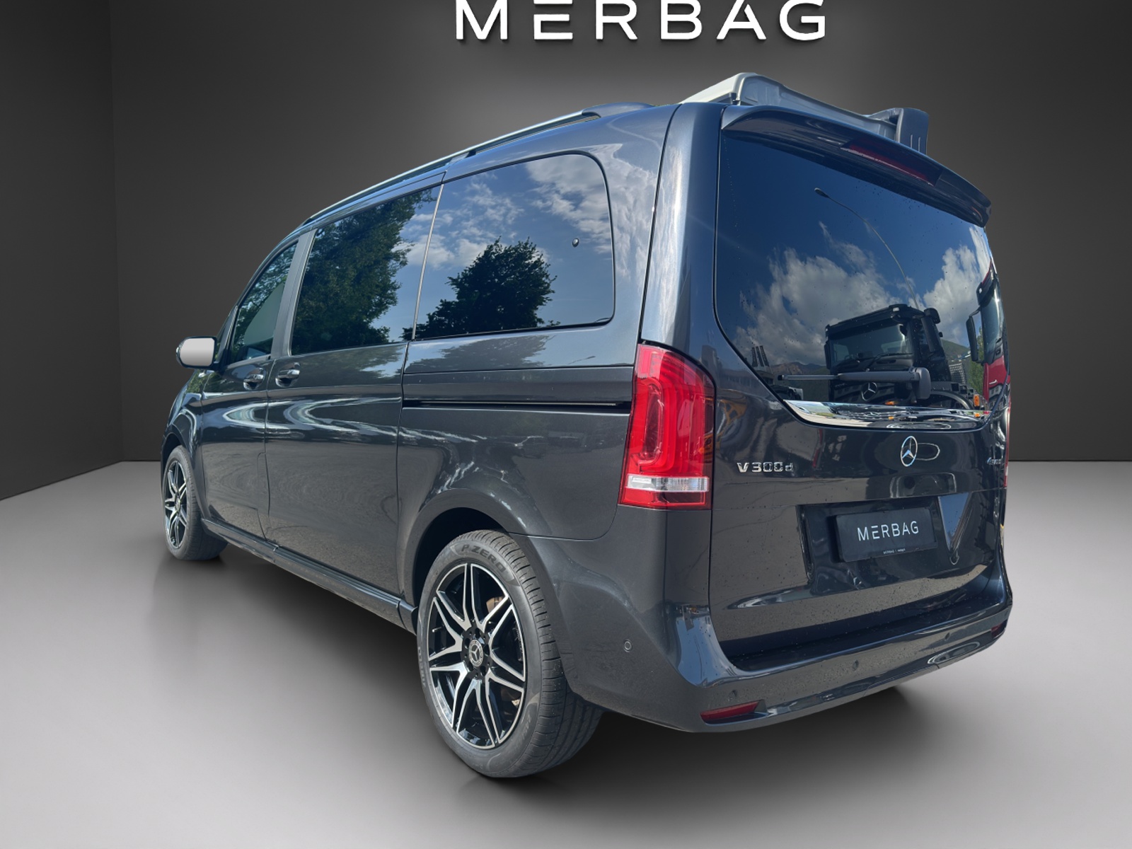 MERCEDES-BENZ V 300 d Swiss Edition kompakt 4Matic 9G-Tronic-image-4