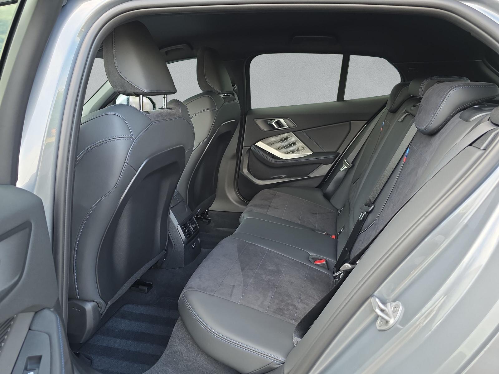 BMW 123 xDrive M Sport (CH) * Skyscraper Grau *-image-15