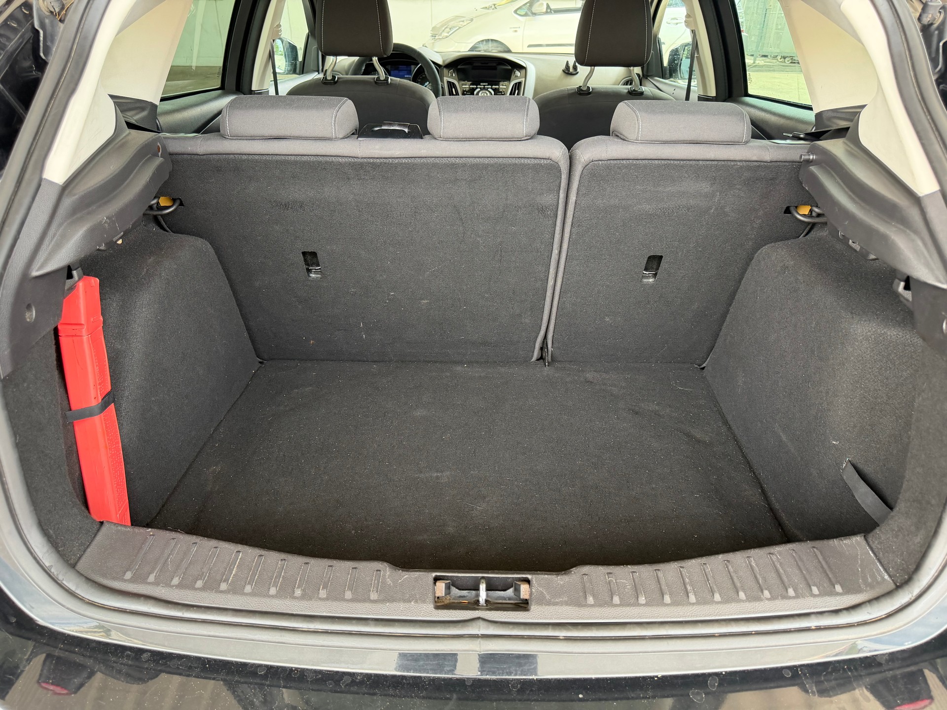 FORD Focus 2.0 TDCi Titanium PowerShift-image-9