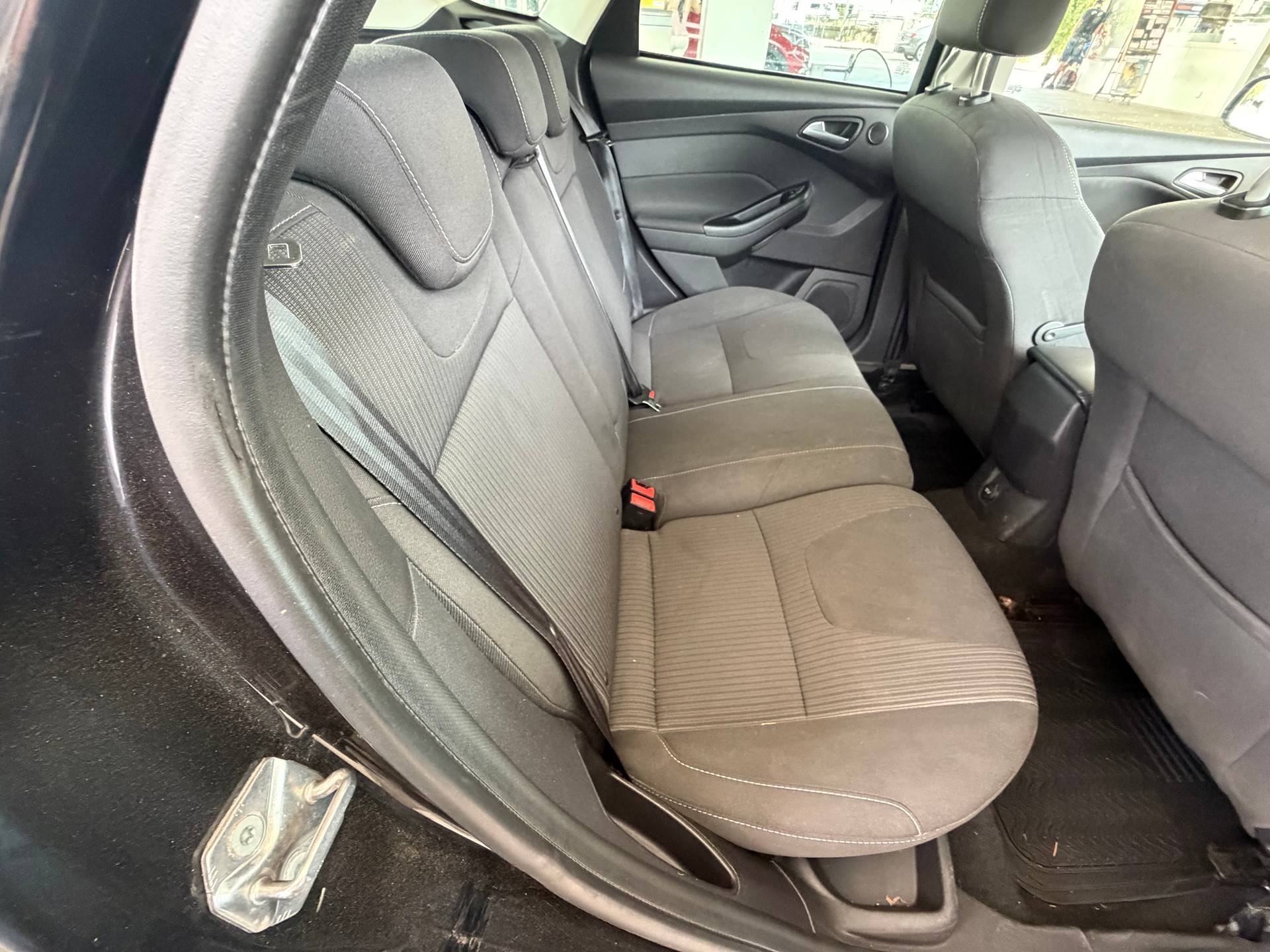 FORD Focus 2.0 TDCi Titanium PowerShift-image-8