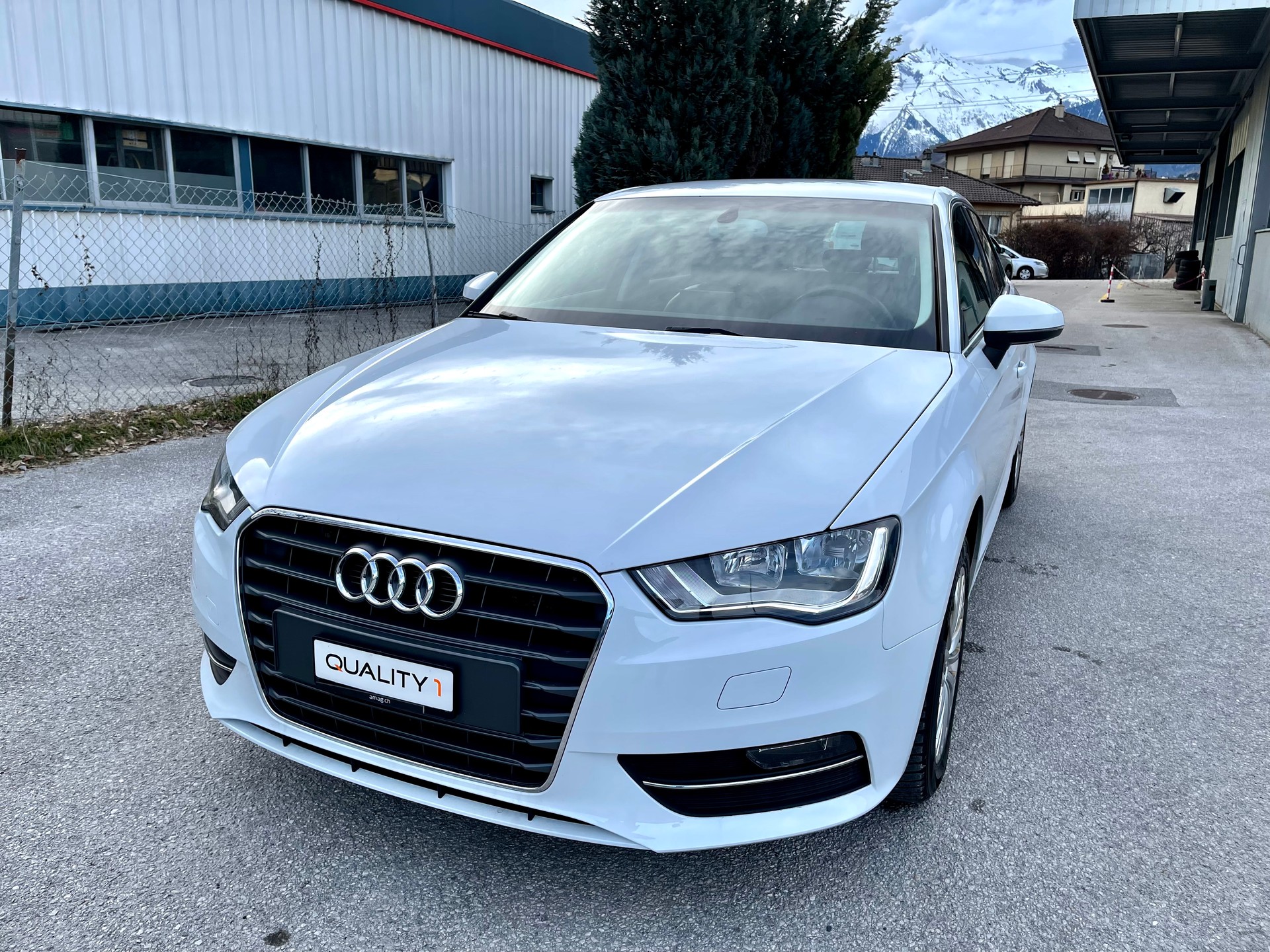 AUDI A3 Sportback 1.8 TFSI Attraction S-tronic-image-7